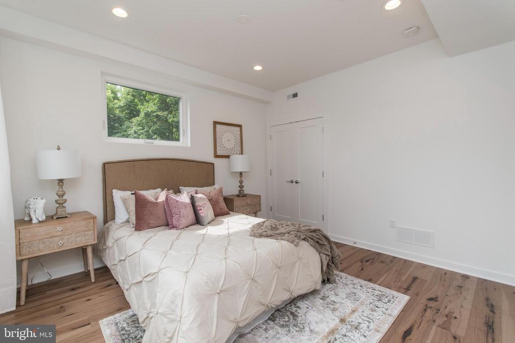 4443 RIVER RIDGE COURT Unit: 13