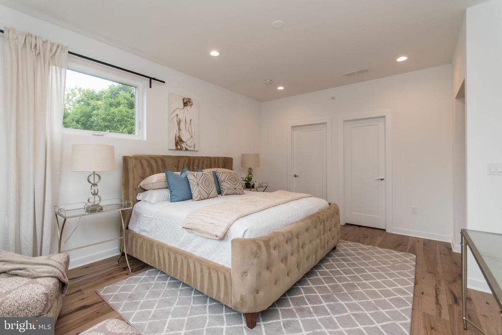 4443 RIVER RIDGE COURT Unit: 13