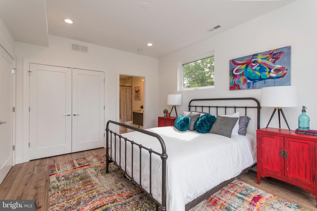 4443 RIVER RIDGE COURT Unit: 13