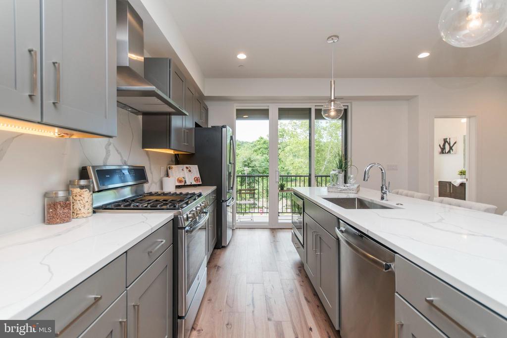 4443 RIVER RIDGE COURT Unit: 13