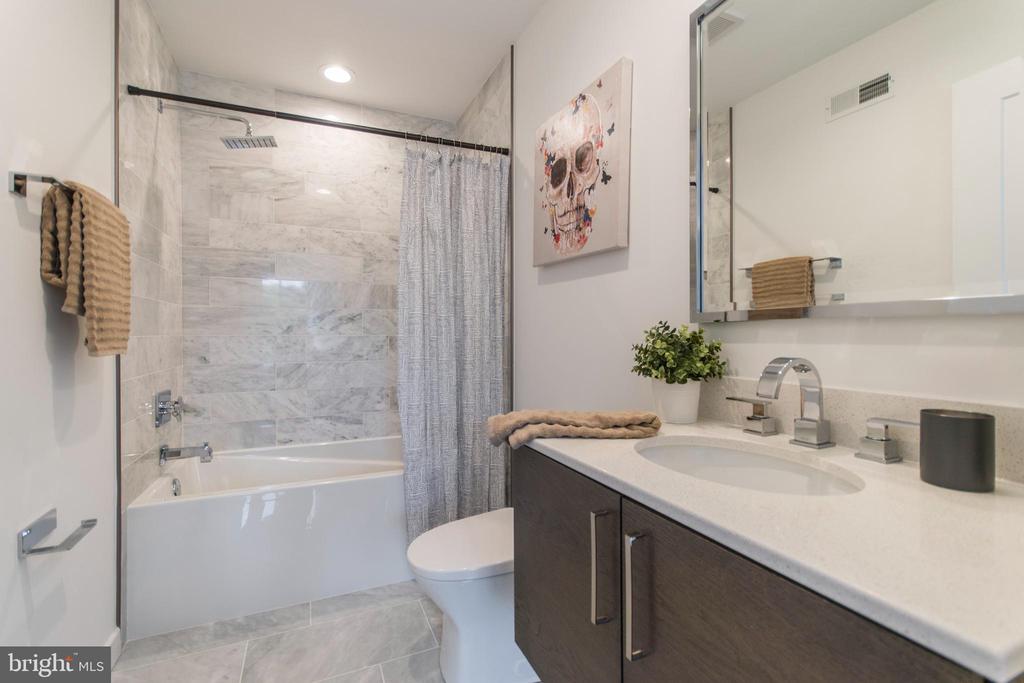4443 RIVER RIDGE COURT Unit: 13