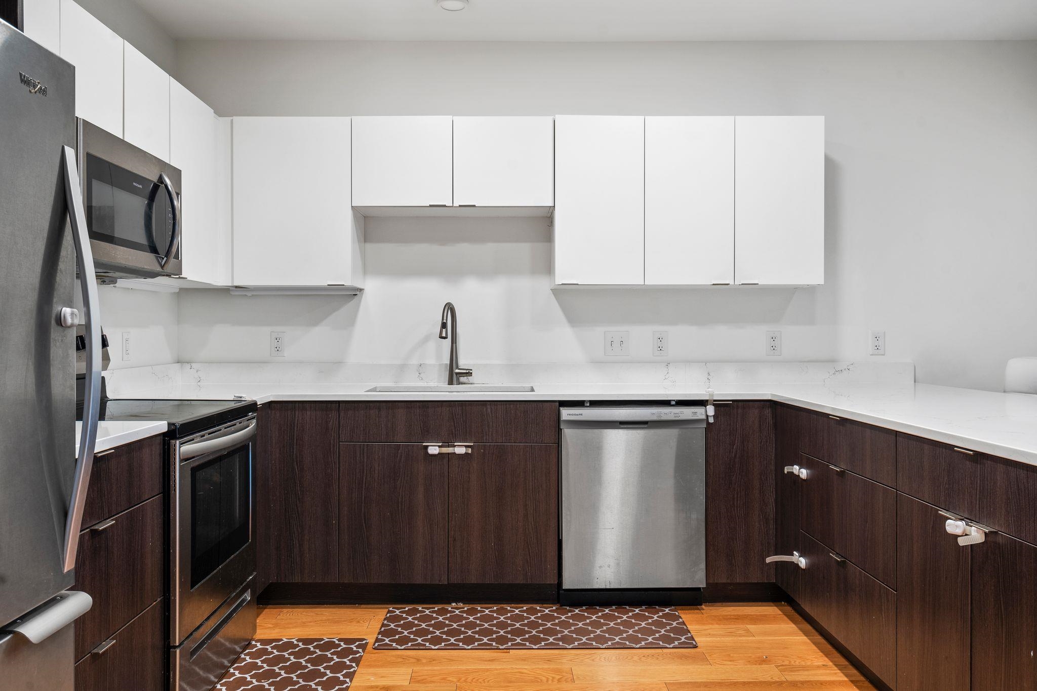 69 Etna Road Unit: 210