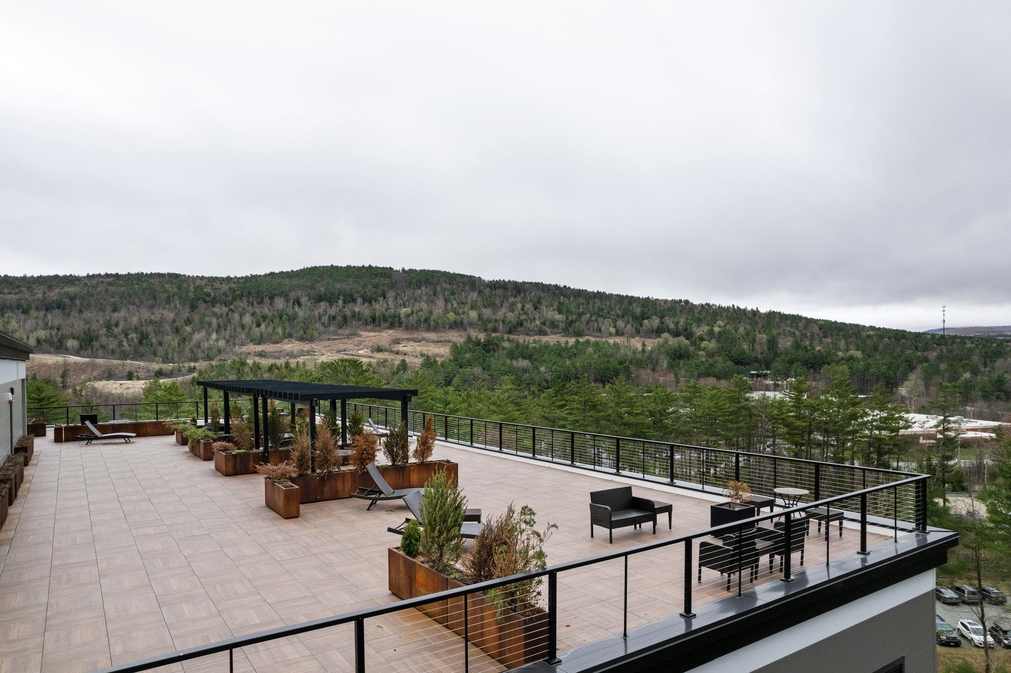 69 Etna Road Unit: 210