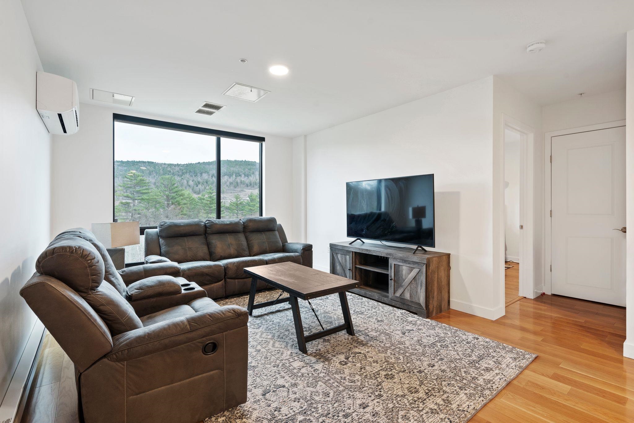 69 Etna Road Unit: 210