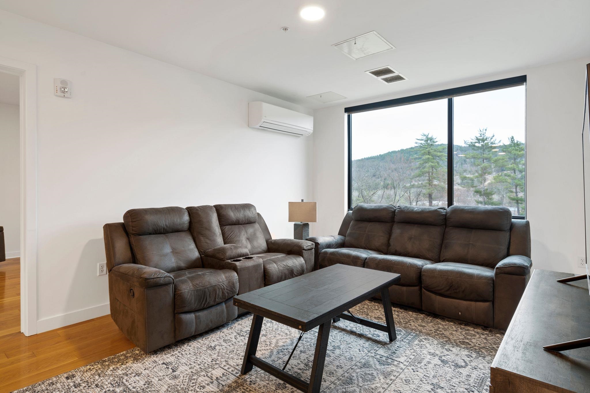 69 Etna Road Unit: 210