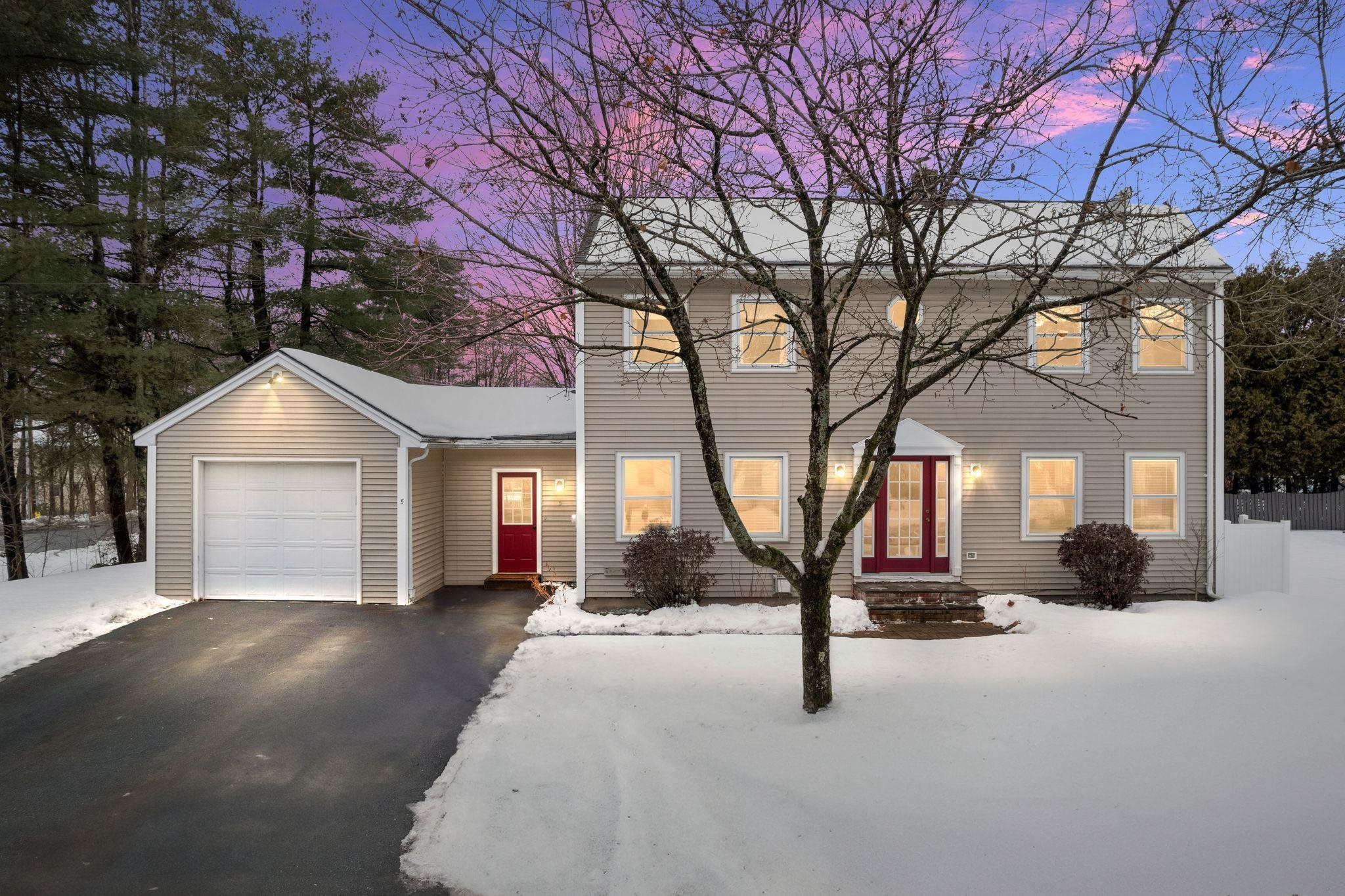 5 Carlton Drive