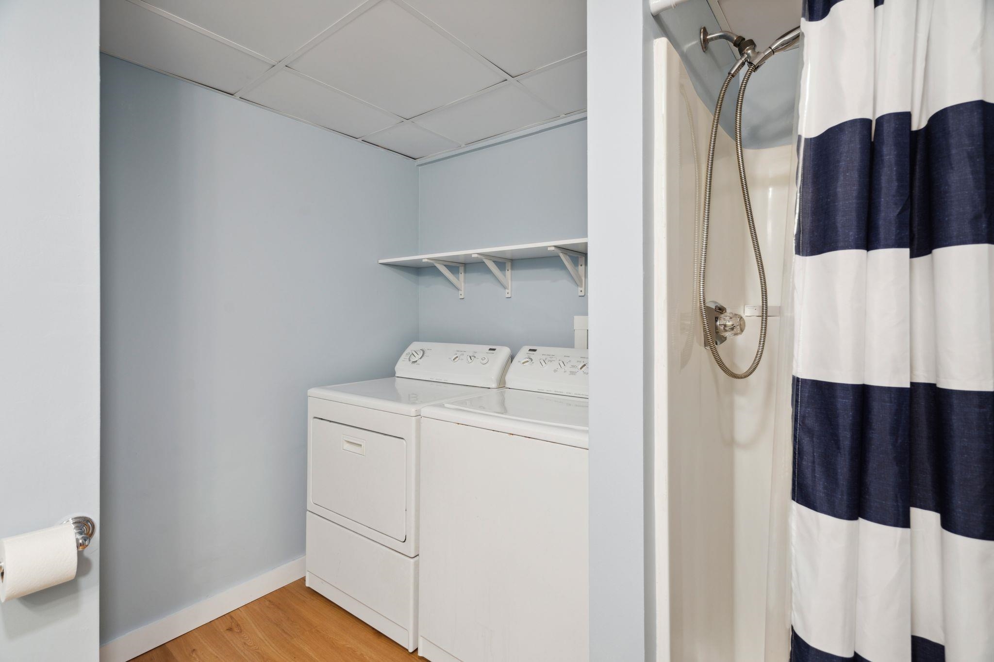 32 Floyd Avenue Unit: 10