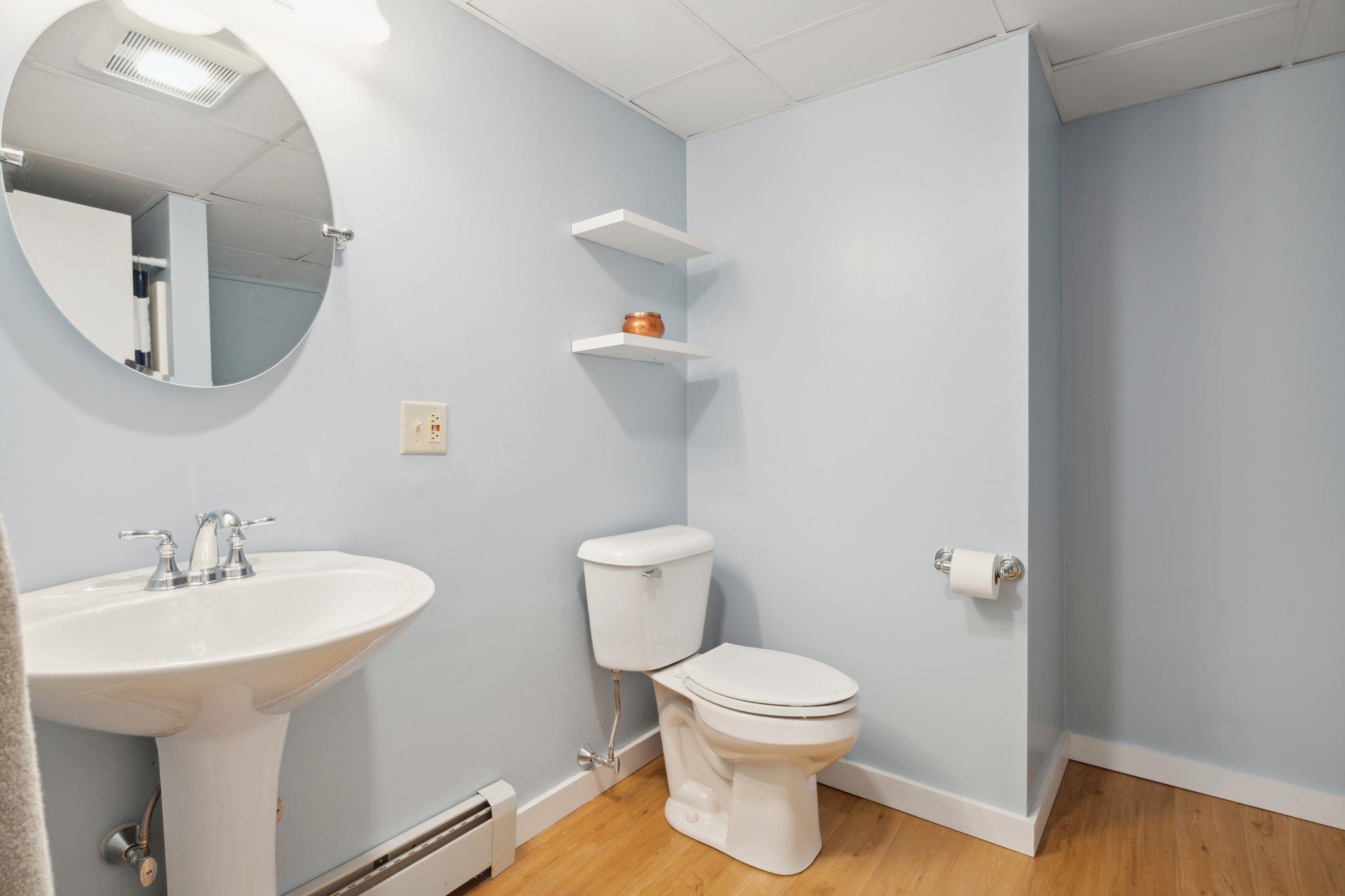 32 Floyd Avenue Unit: 10