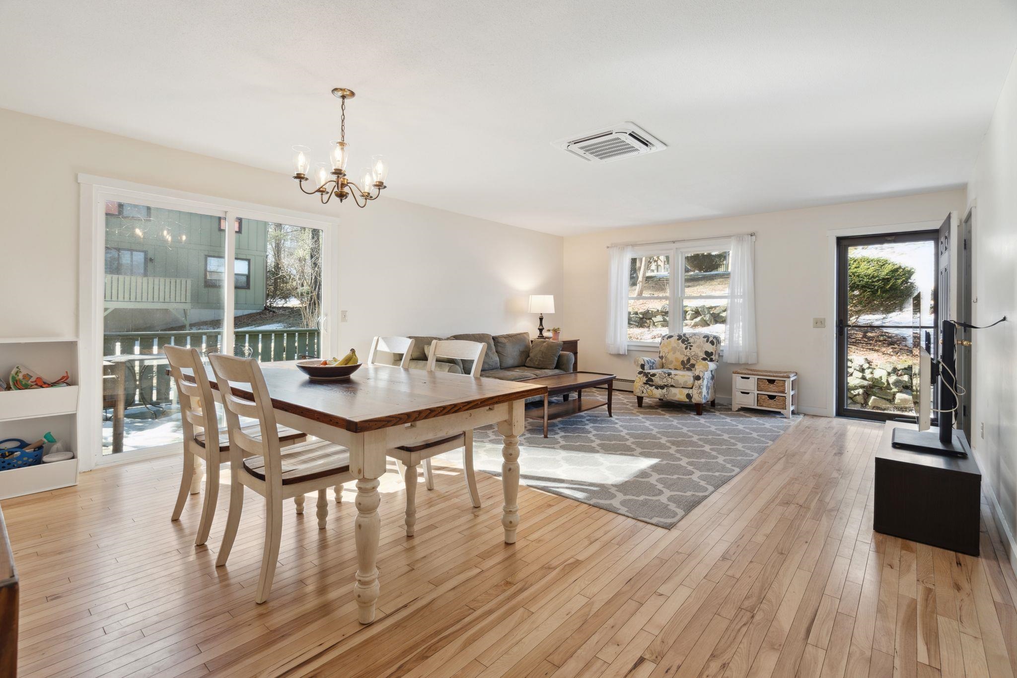 32 Floyd Avenue Unit: 10