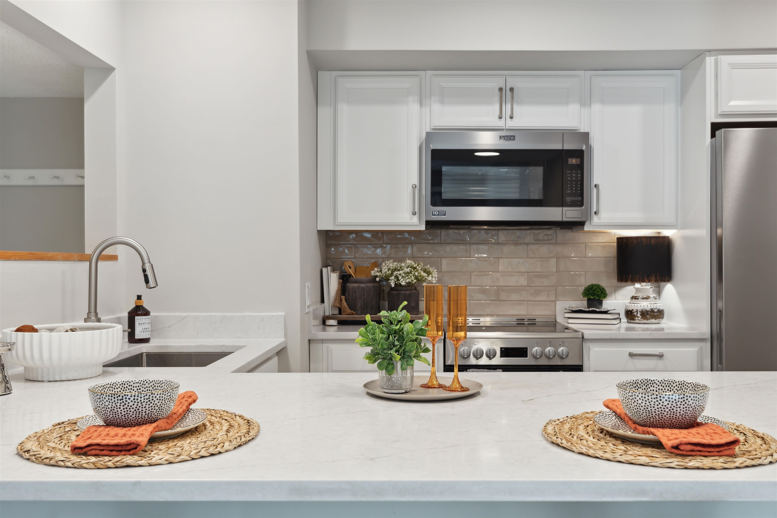 30 Wolf Road Unit: 602