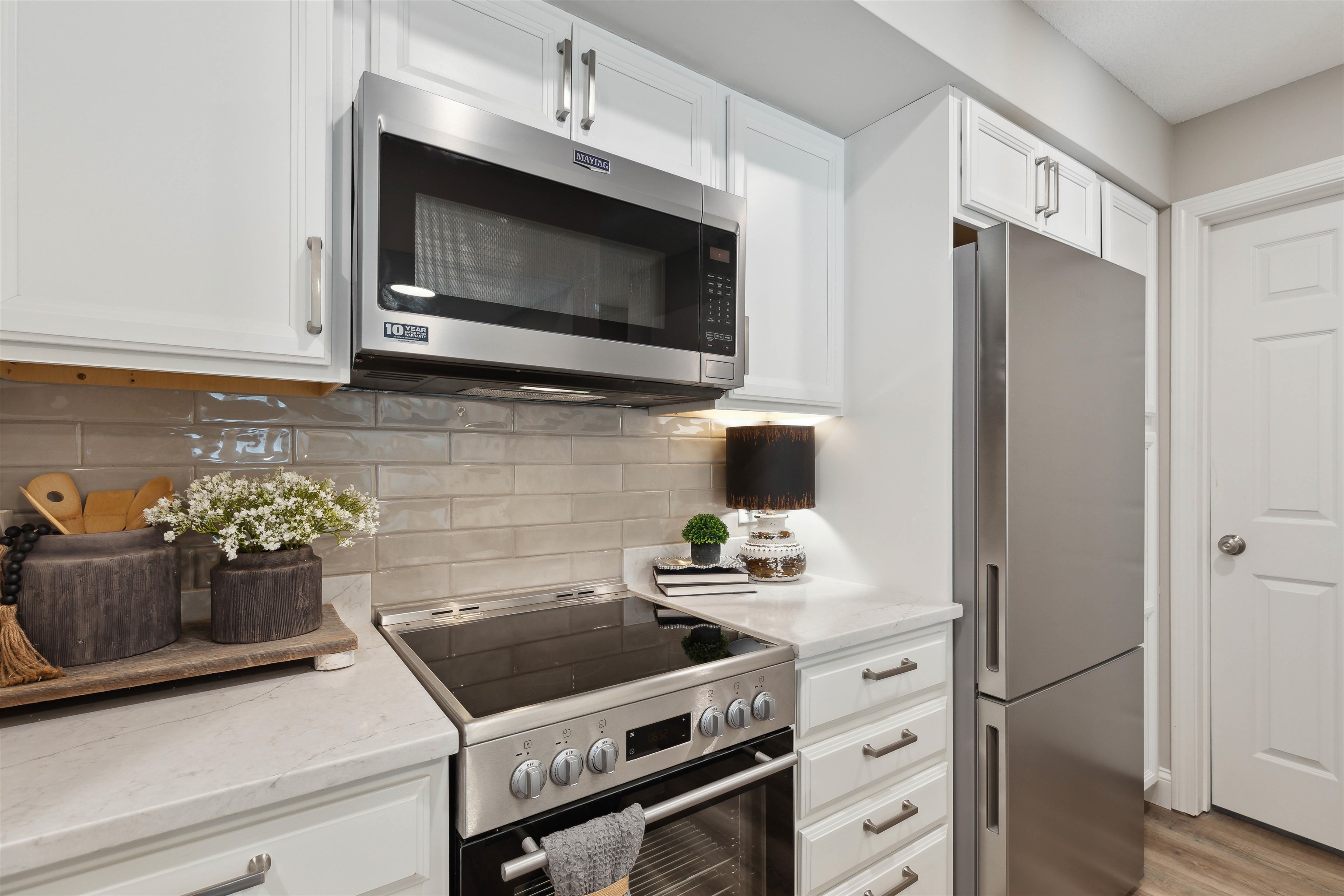 30 Wolf Road Unit: 602