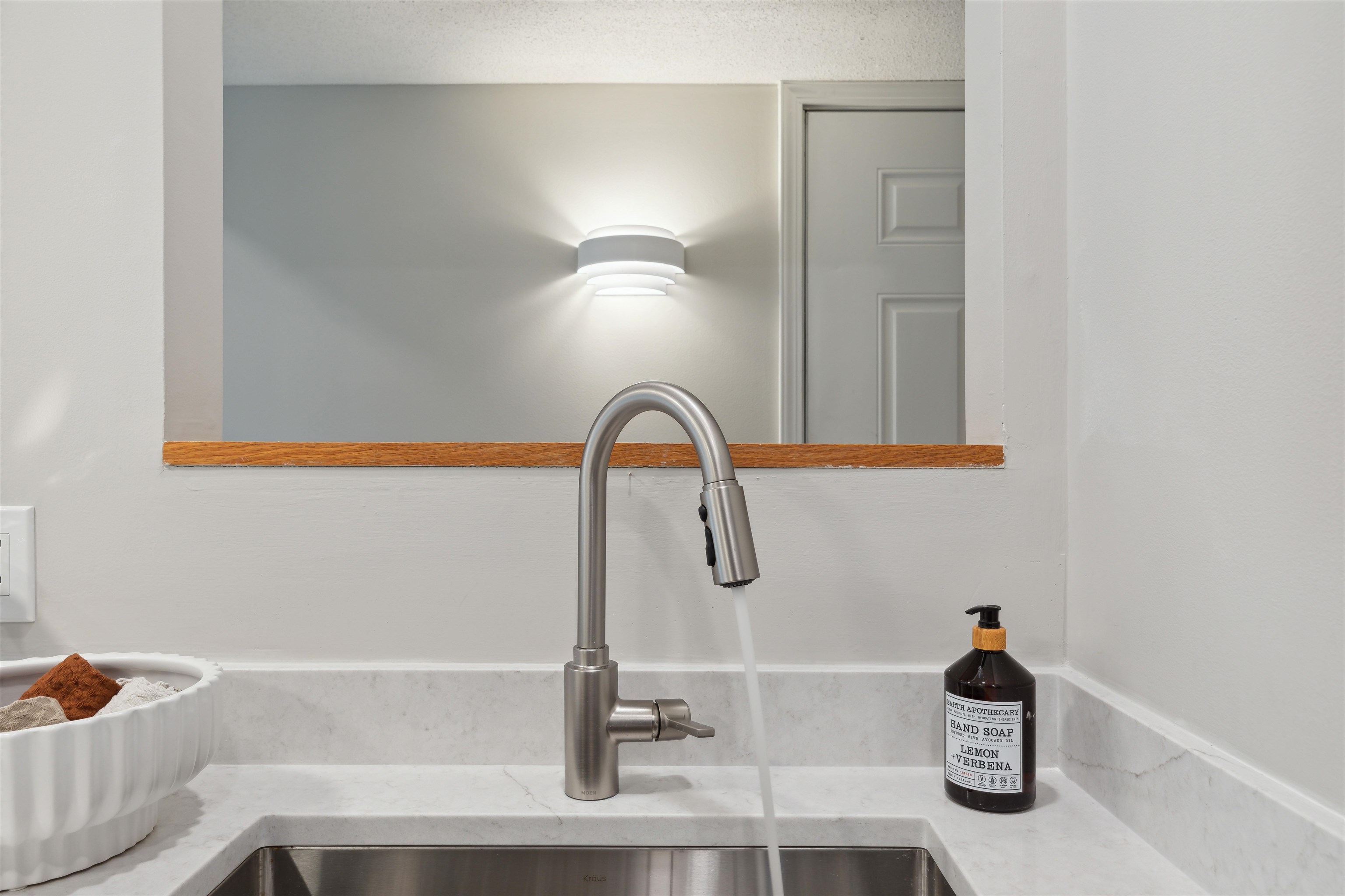 30 Wolf Road Unit: 602