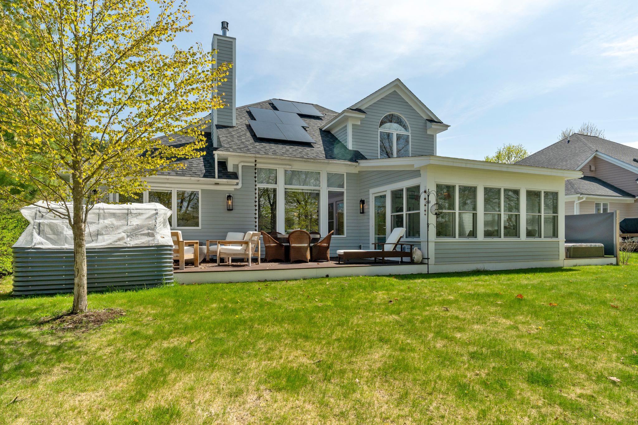 24 Apple Blossom Drive