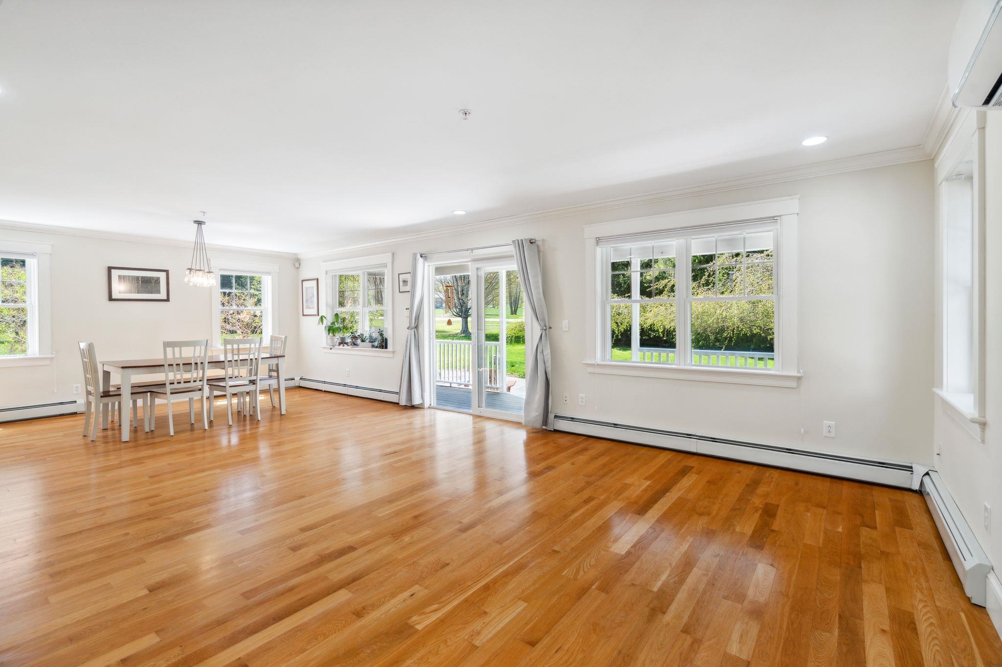 20 Chosen Vale Lane