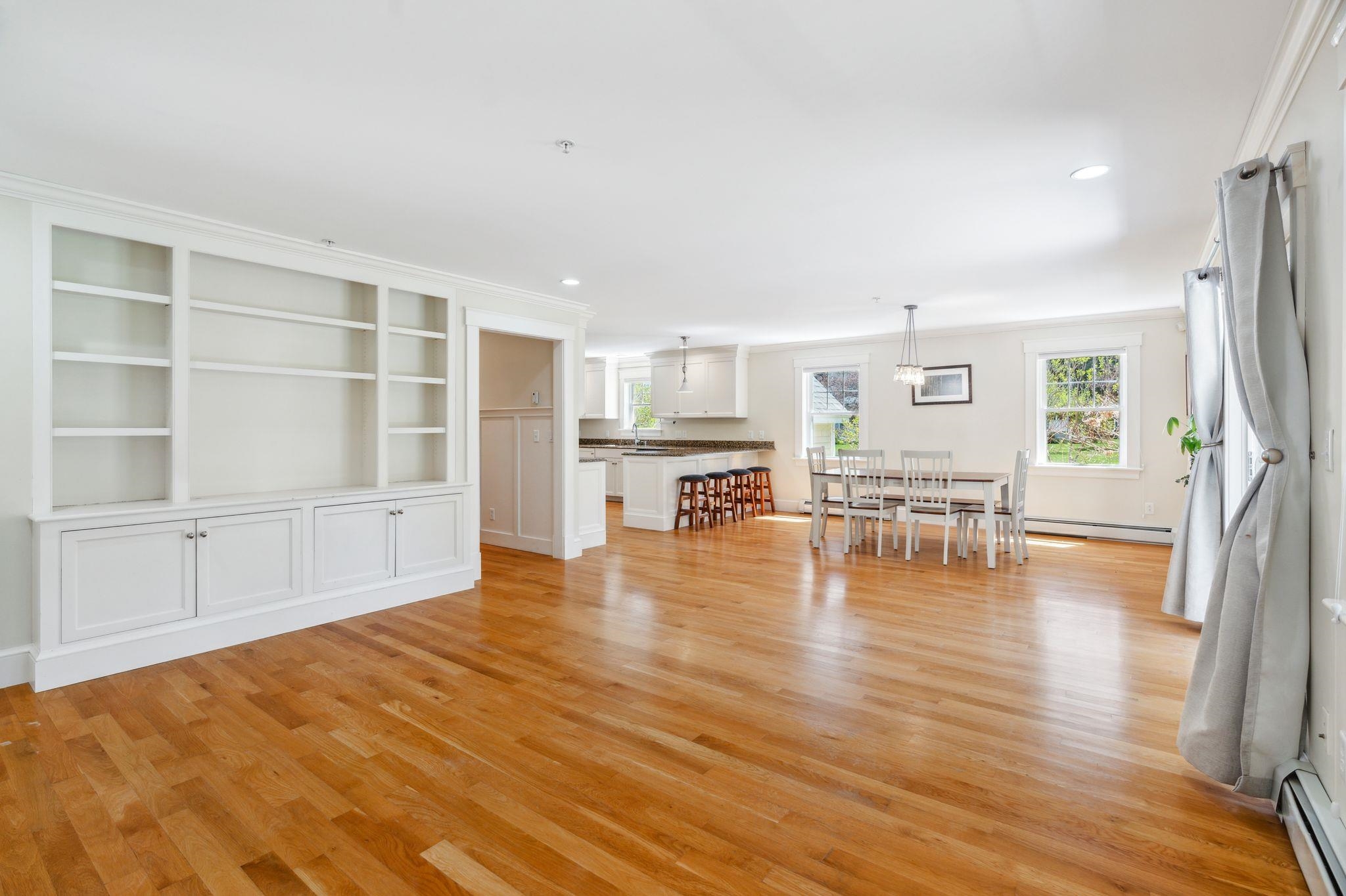 20 Chosen Vale Lane