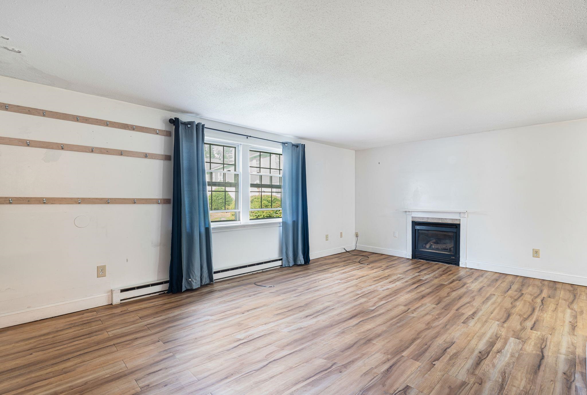 15 Candlelight Terrace Unit: 15
