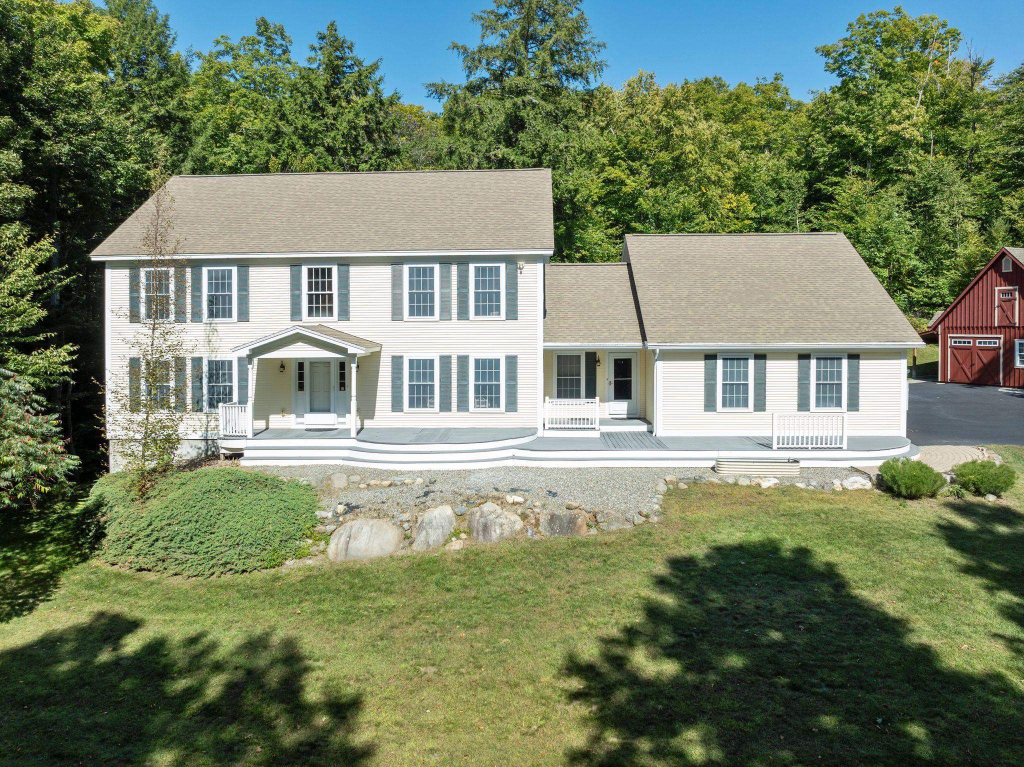 25 Churchill Way