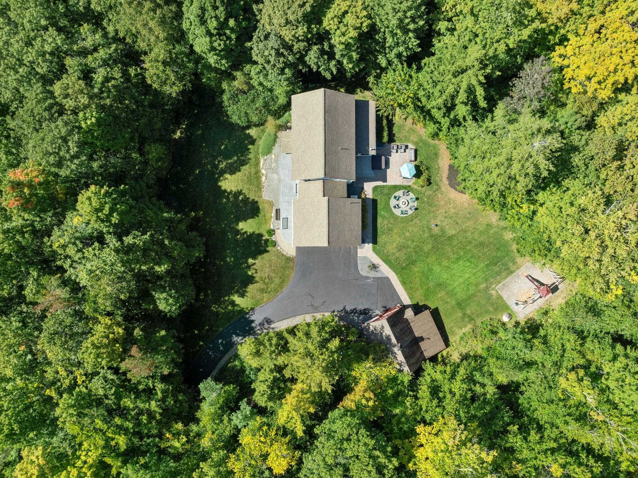 25 Churchill Way
