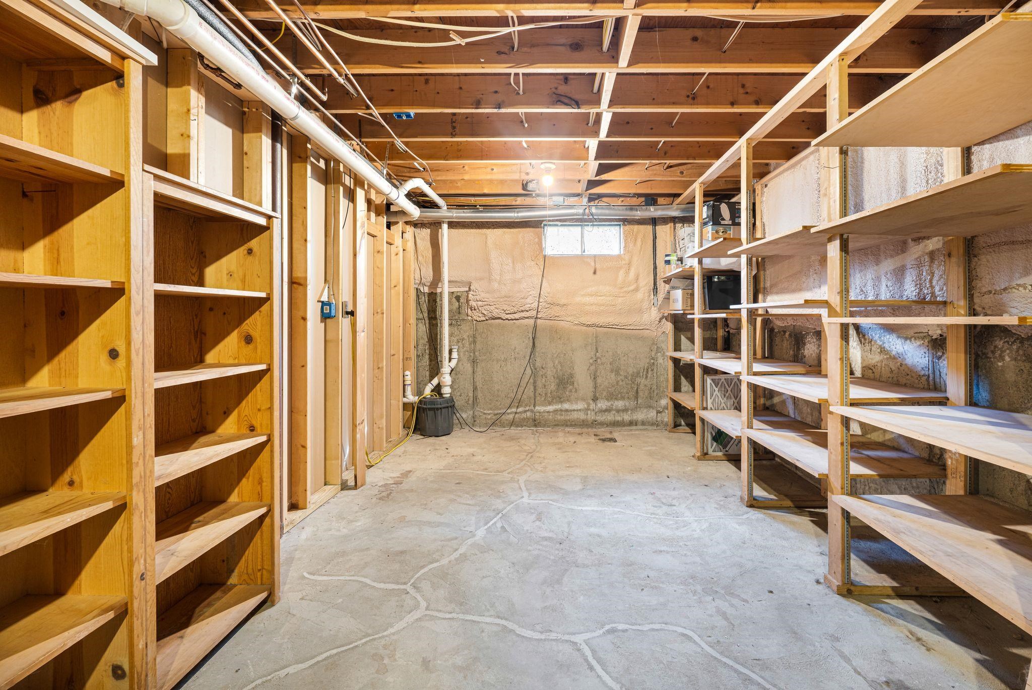 1414 Stowell Road
