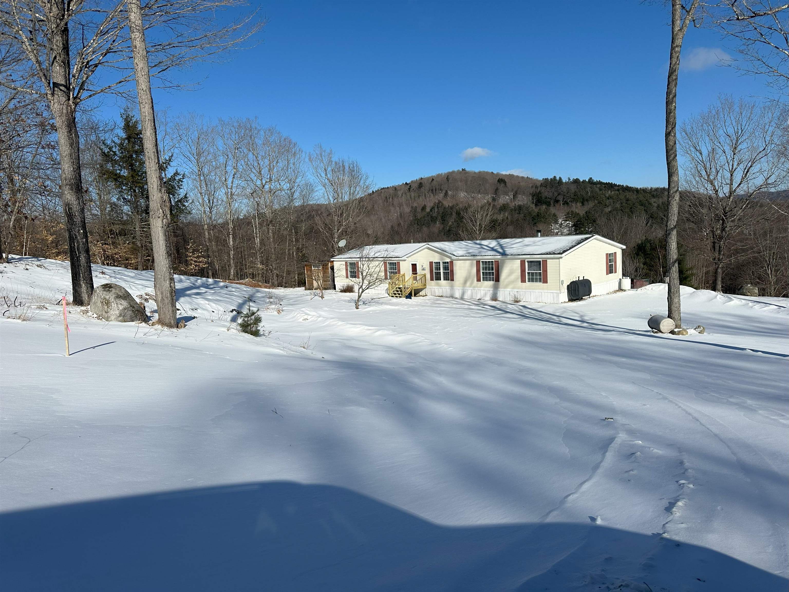 4884 South Road