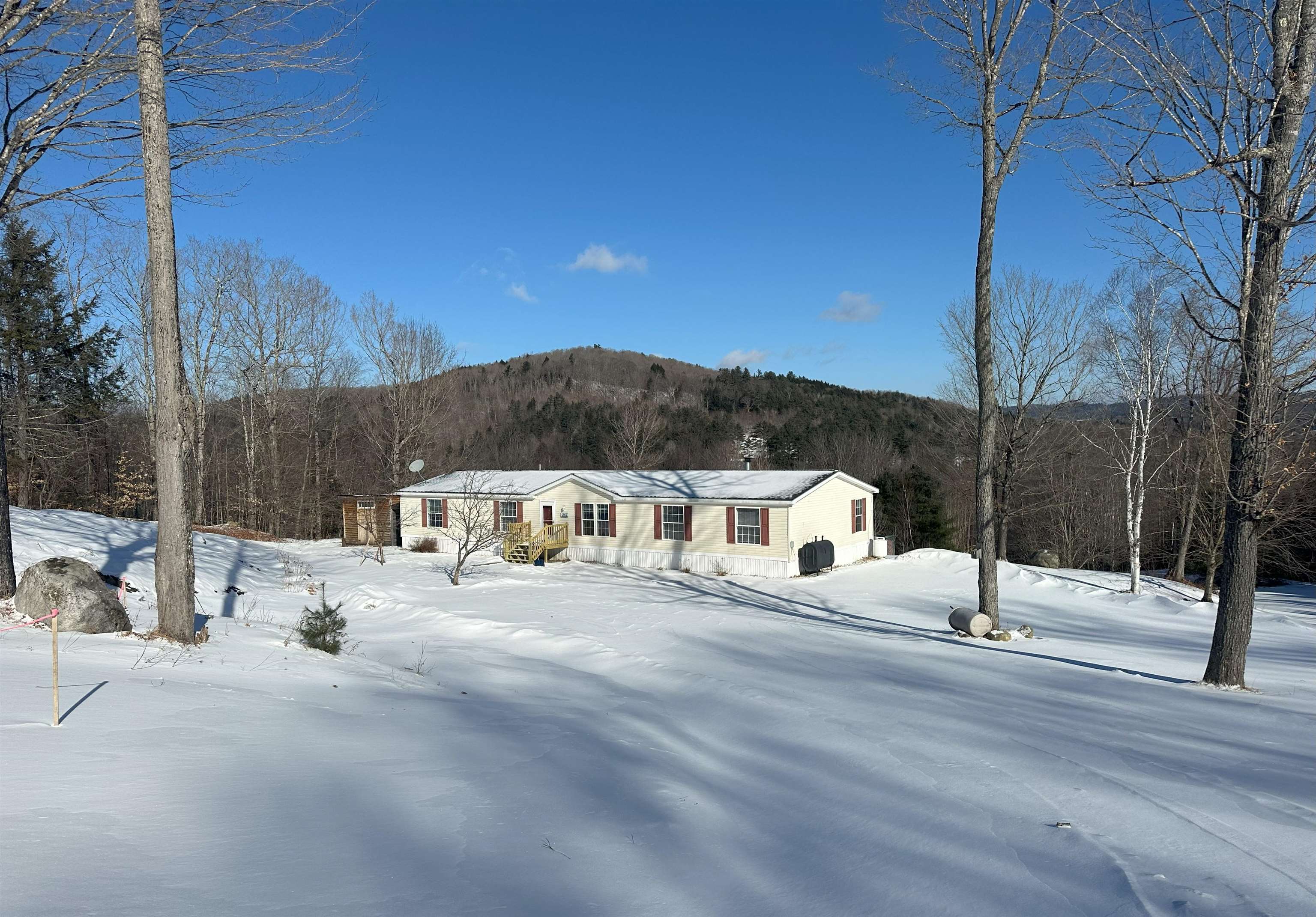 4884 South Road