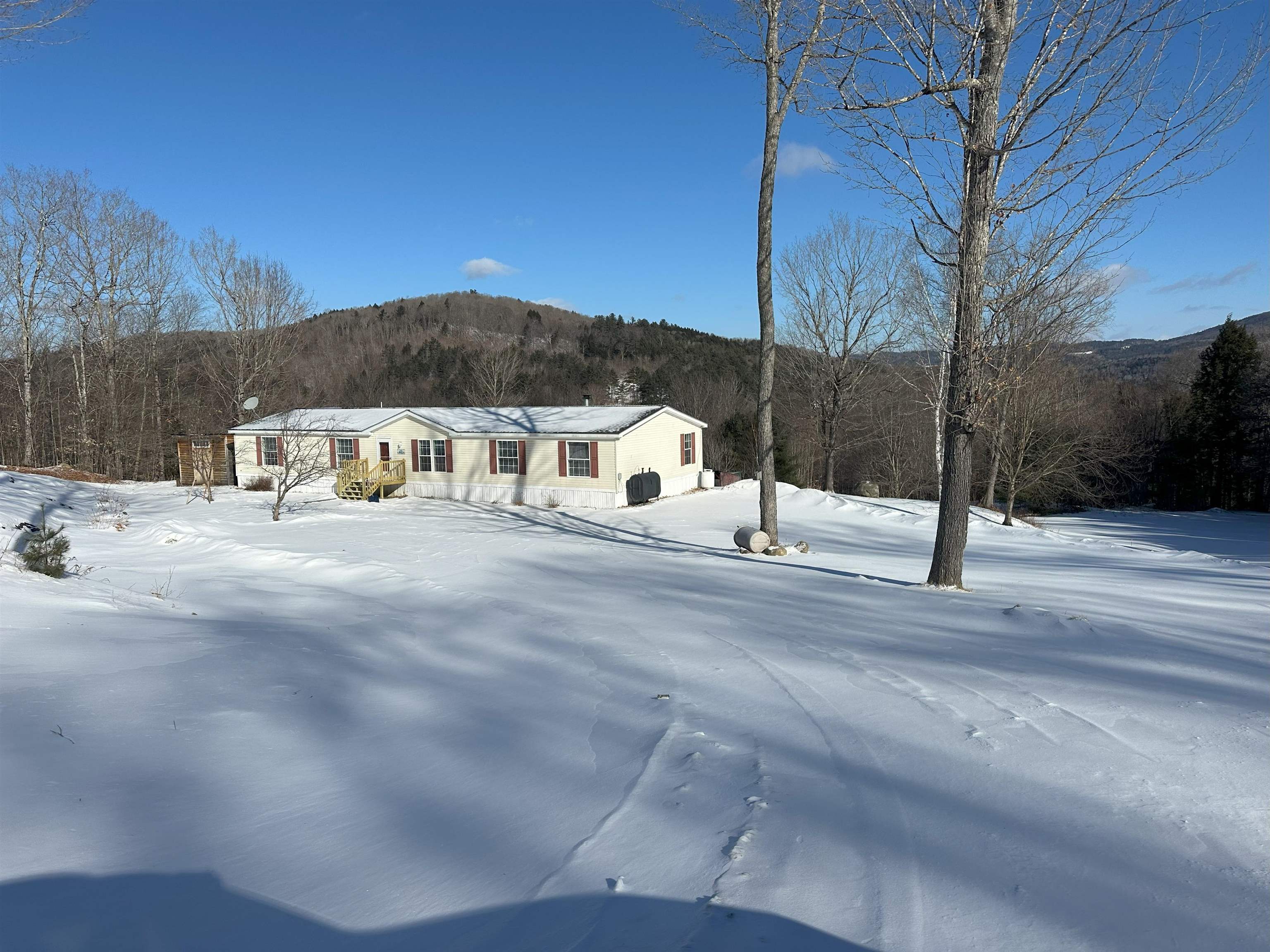 4884 South Road
