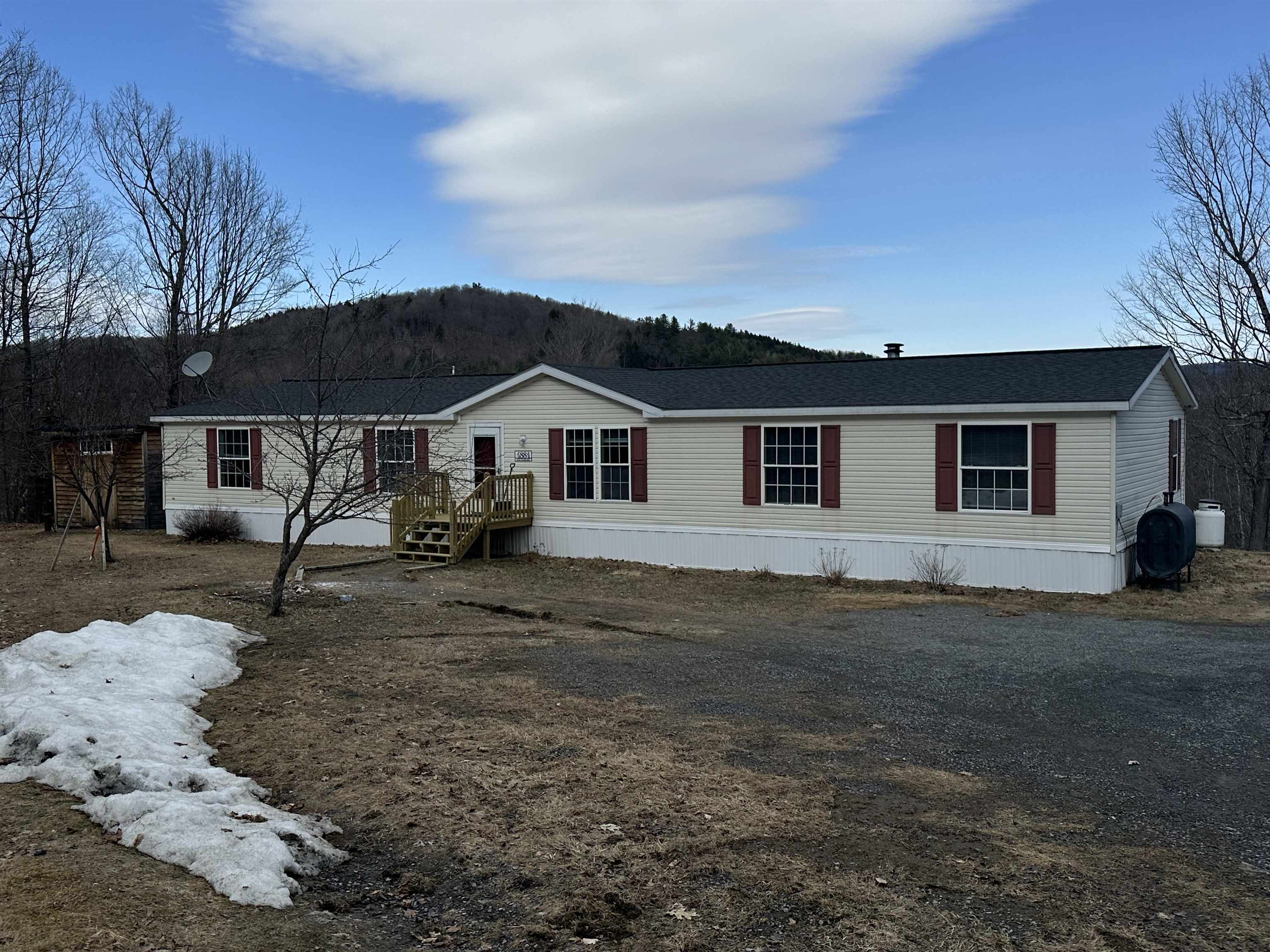 4884 South Road