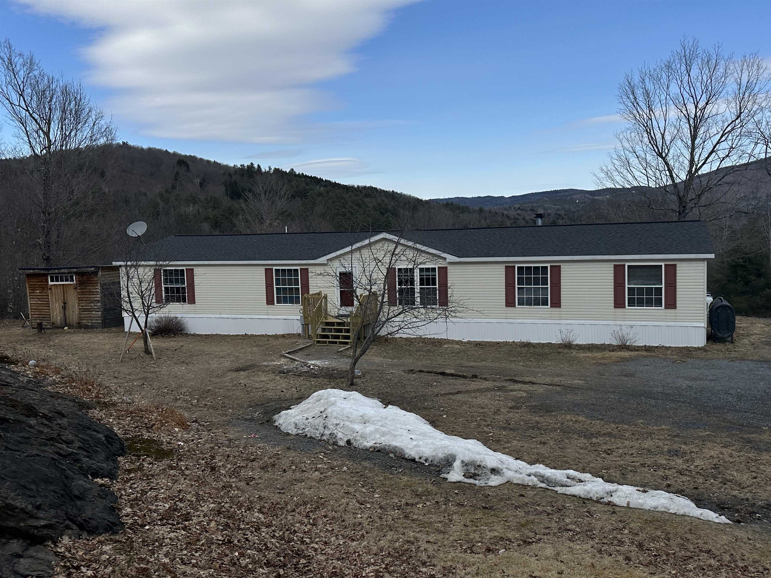 4884 South Road