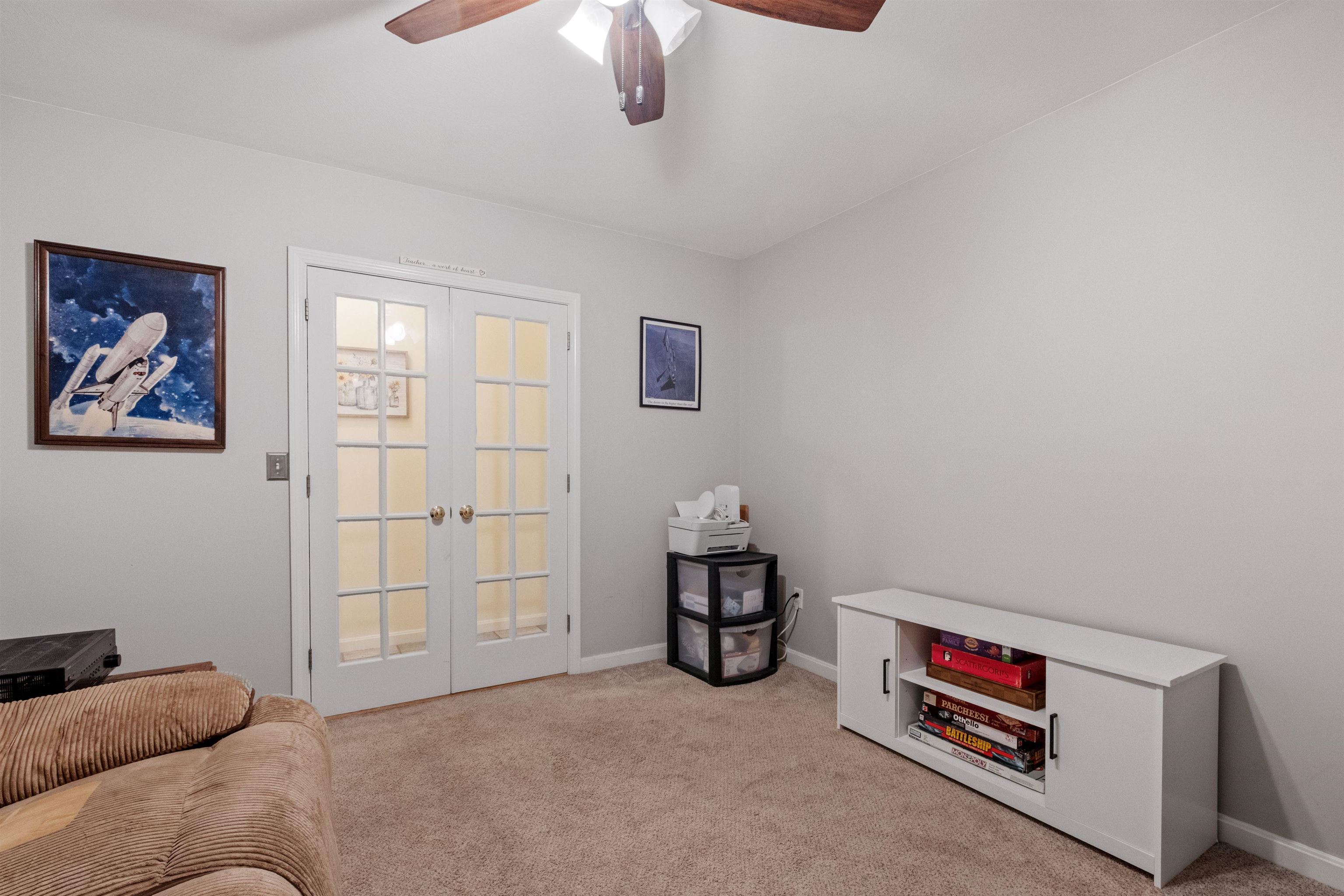 210 Kent Farm Road Unit: 2