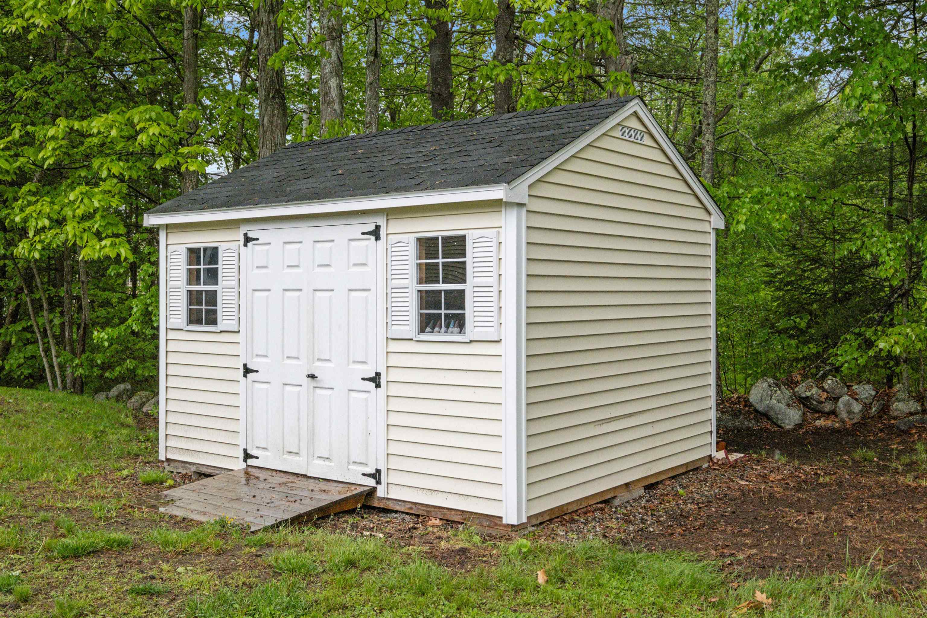 210 Kent Farm Road Unit: 2