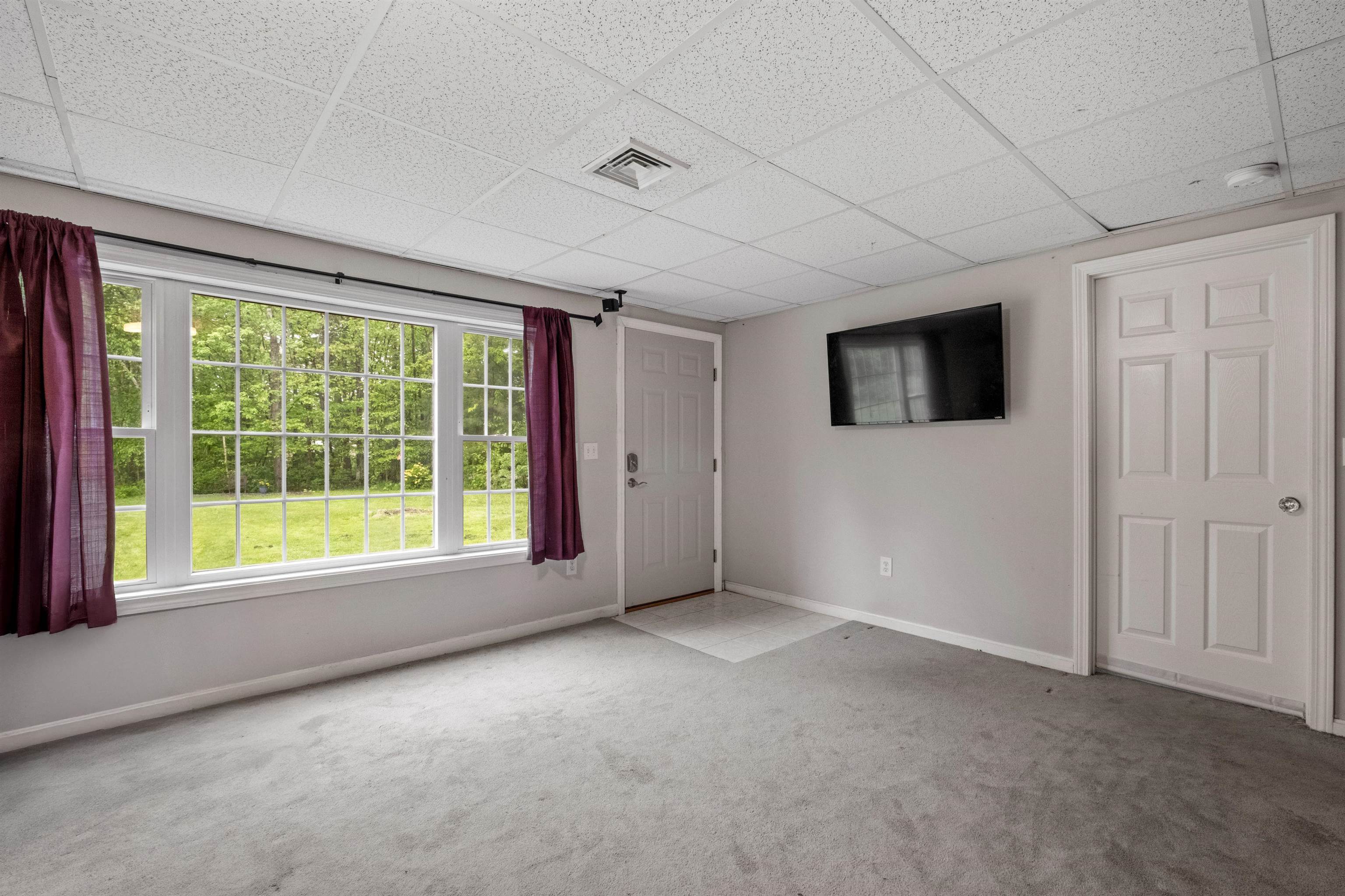 210 Kent Farm Road Unit: 2