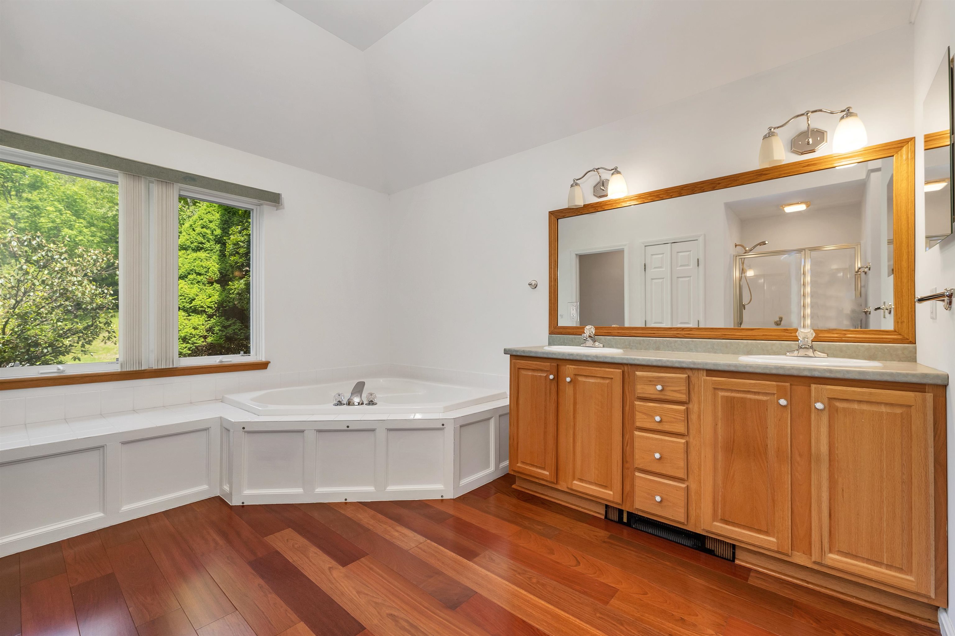 42 Apple Blossom Drive