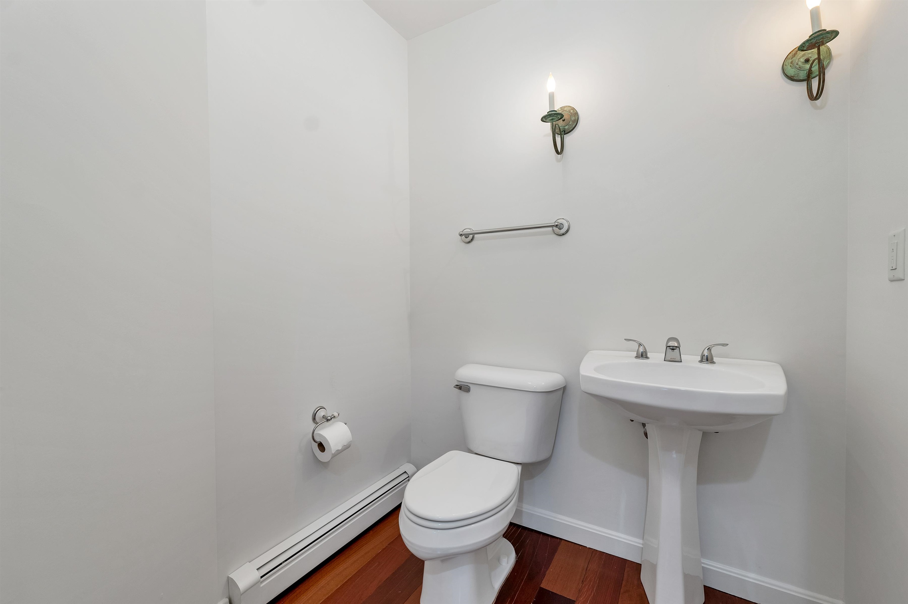 42 Apple Blossom Drive