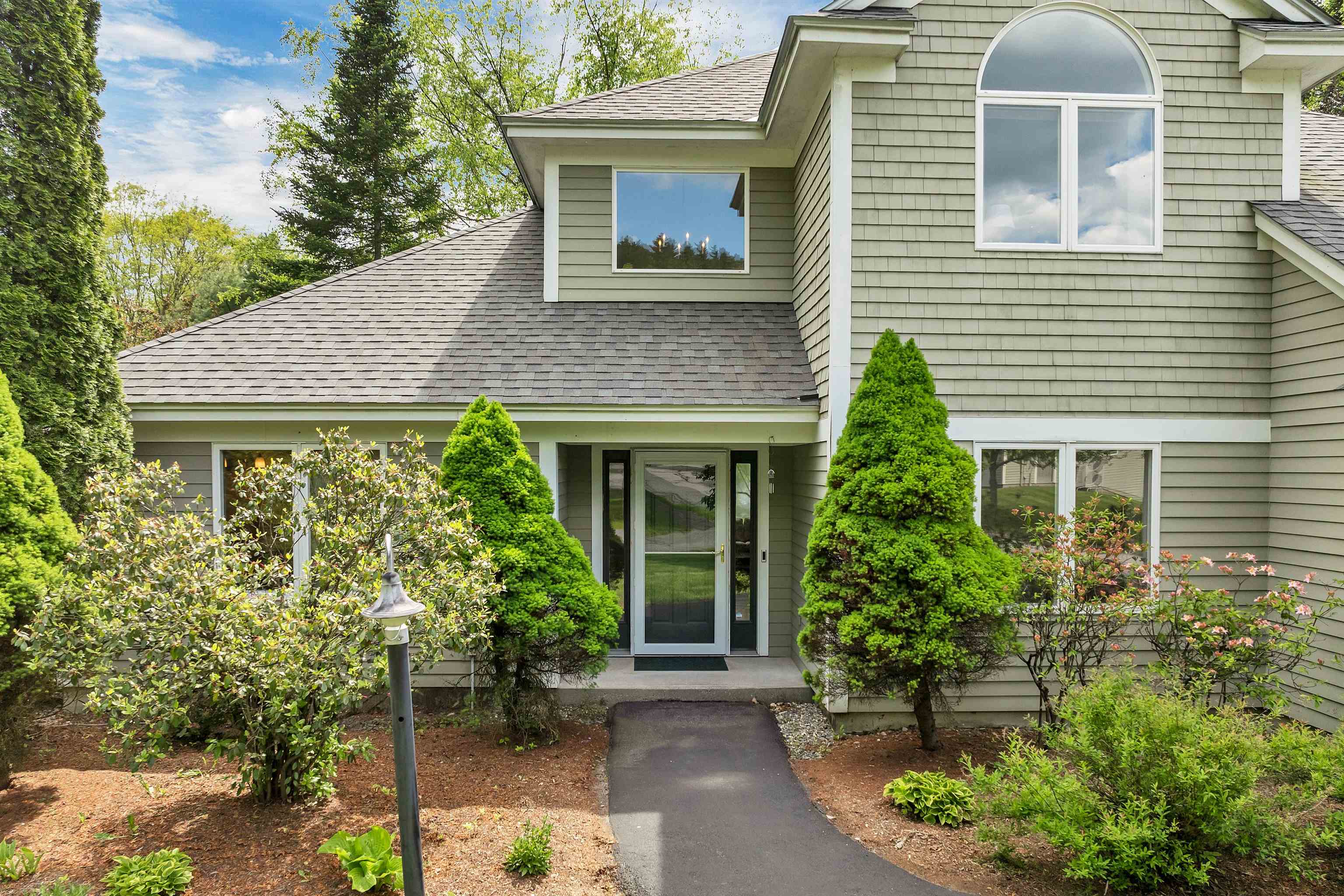 42 Apple Blossom Drive