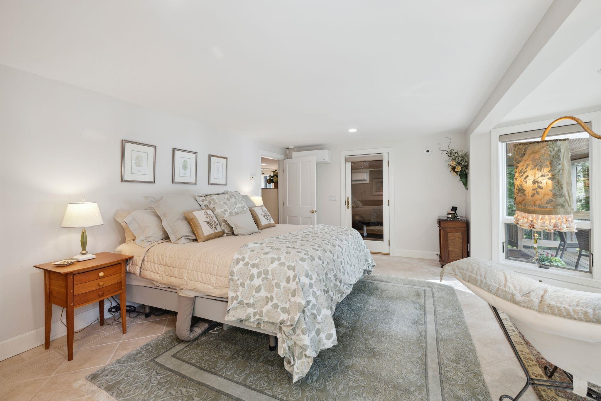 17 Starr Drive
