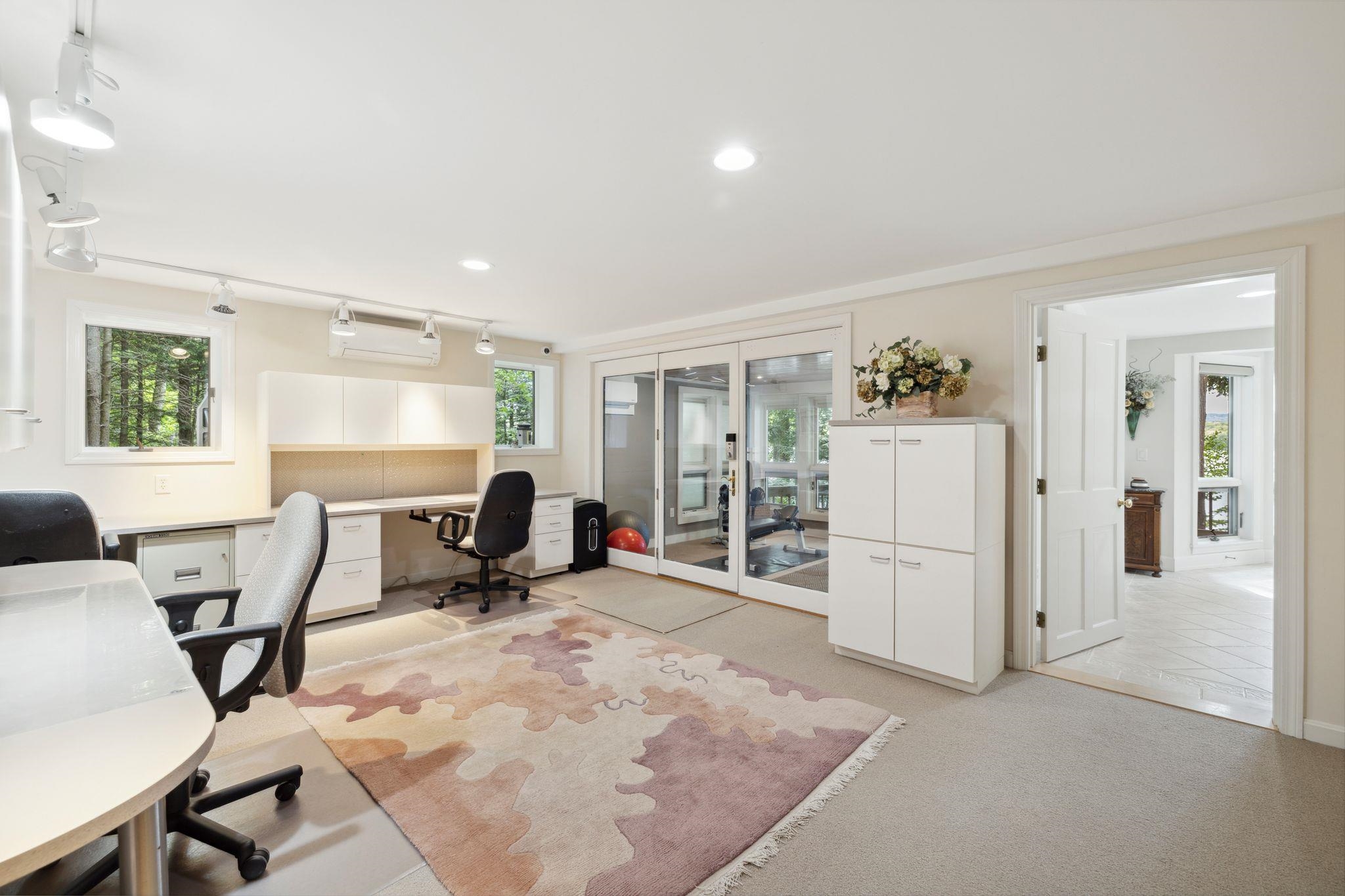 17 Starr Drive