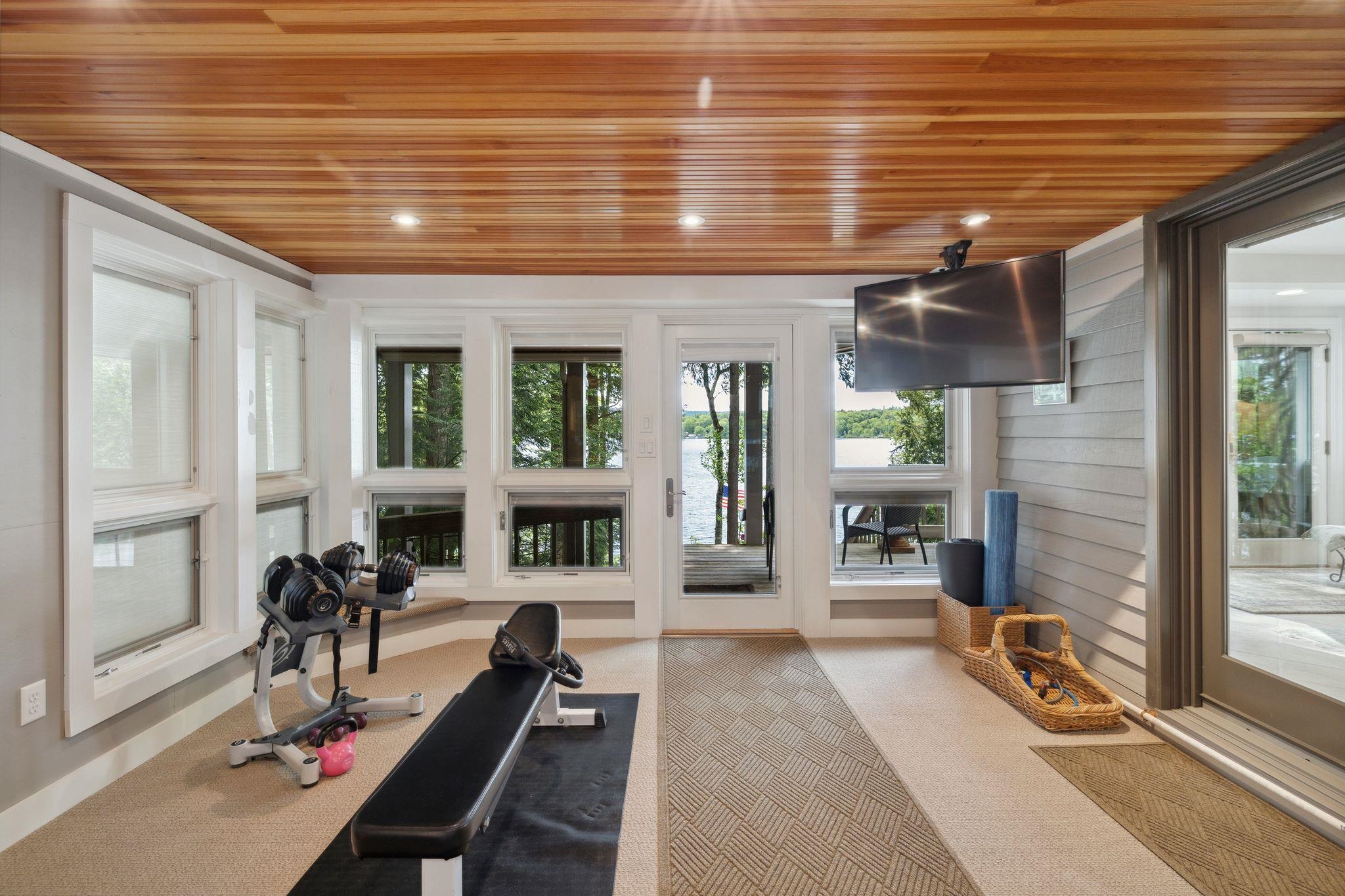 17 Starr Drive
