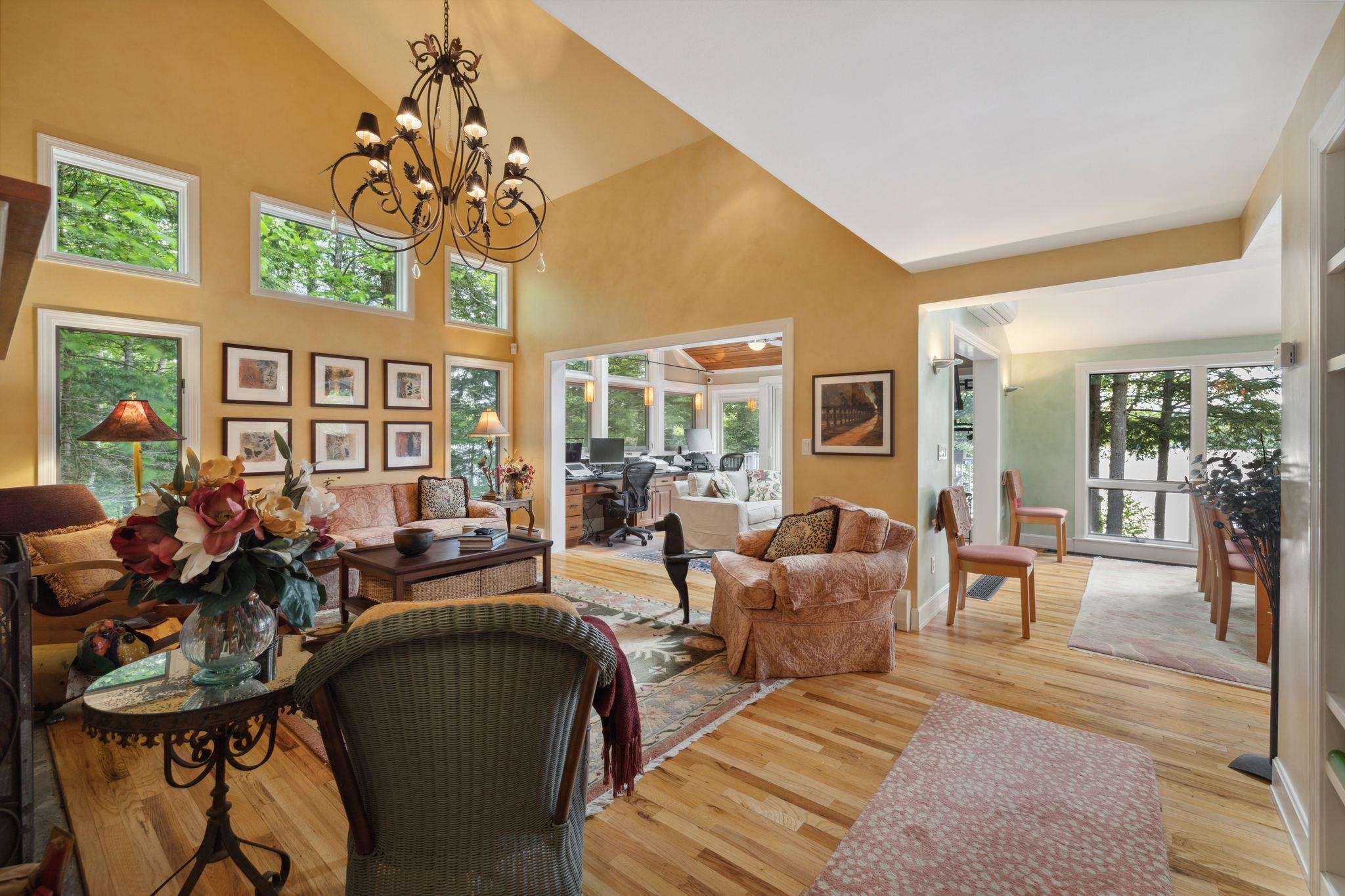 17 Starr Drive