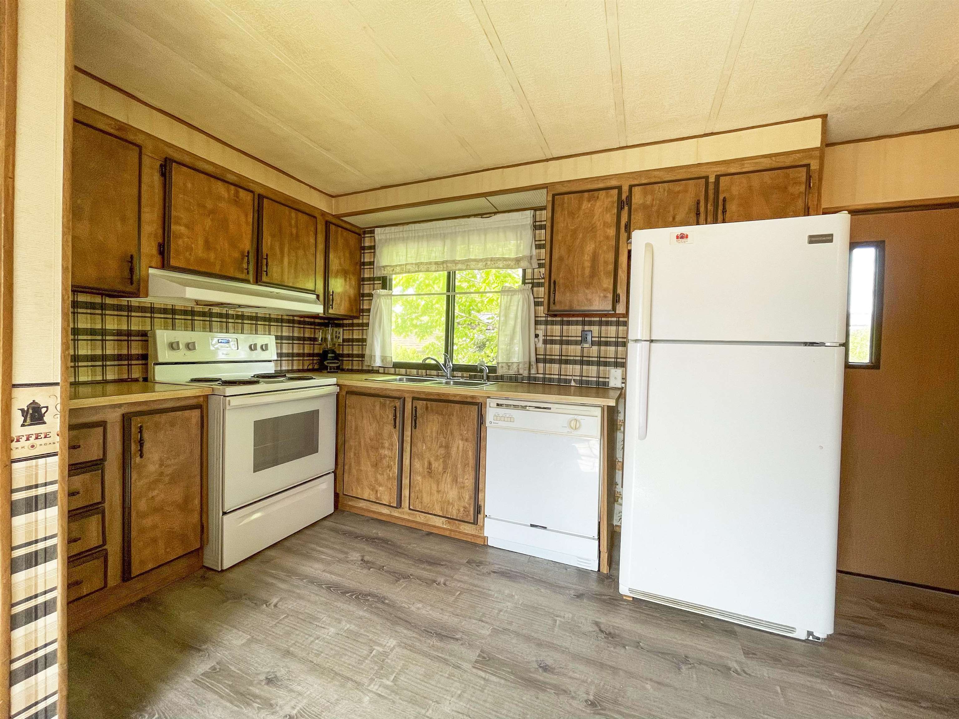 290 Calef Highway Unit: D23