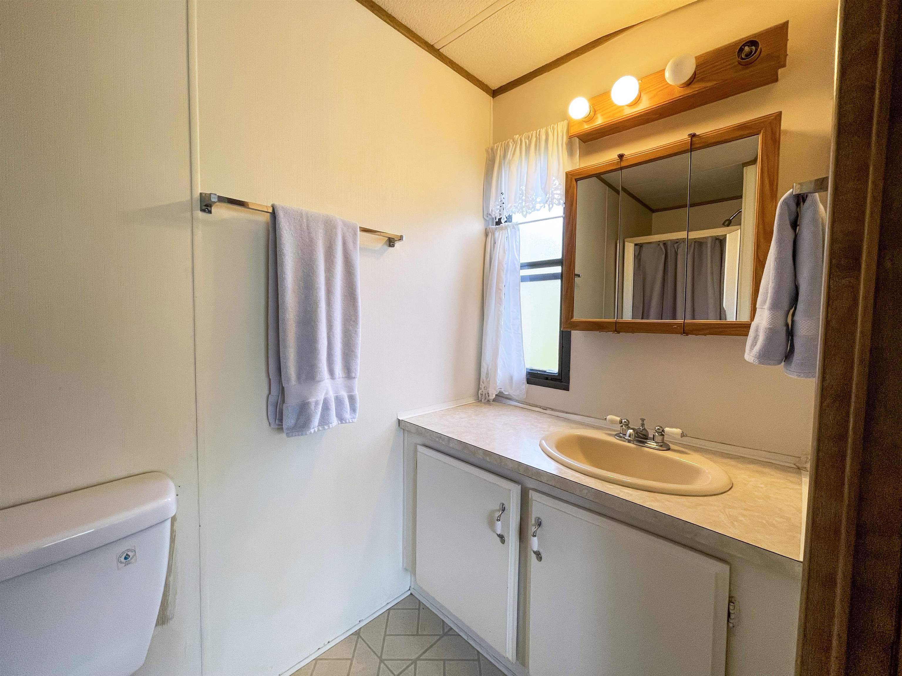 290 Calef Highway Unit: D23