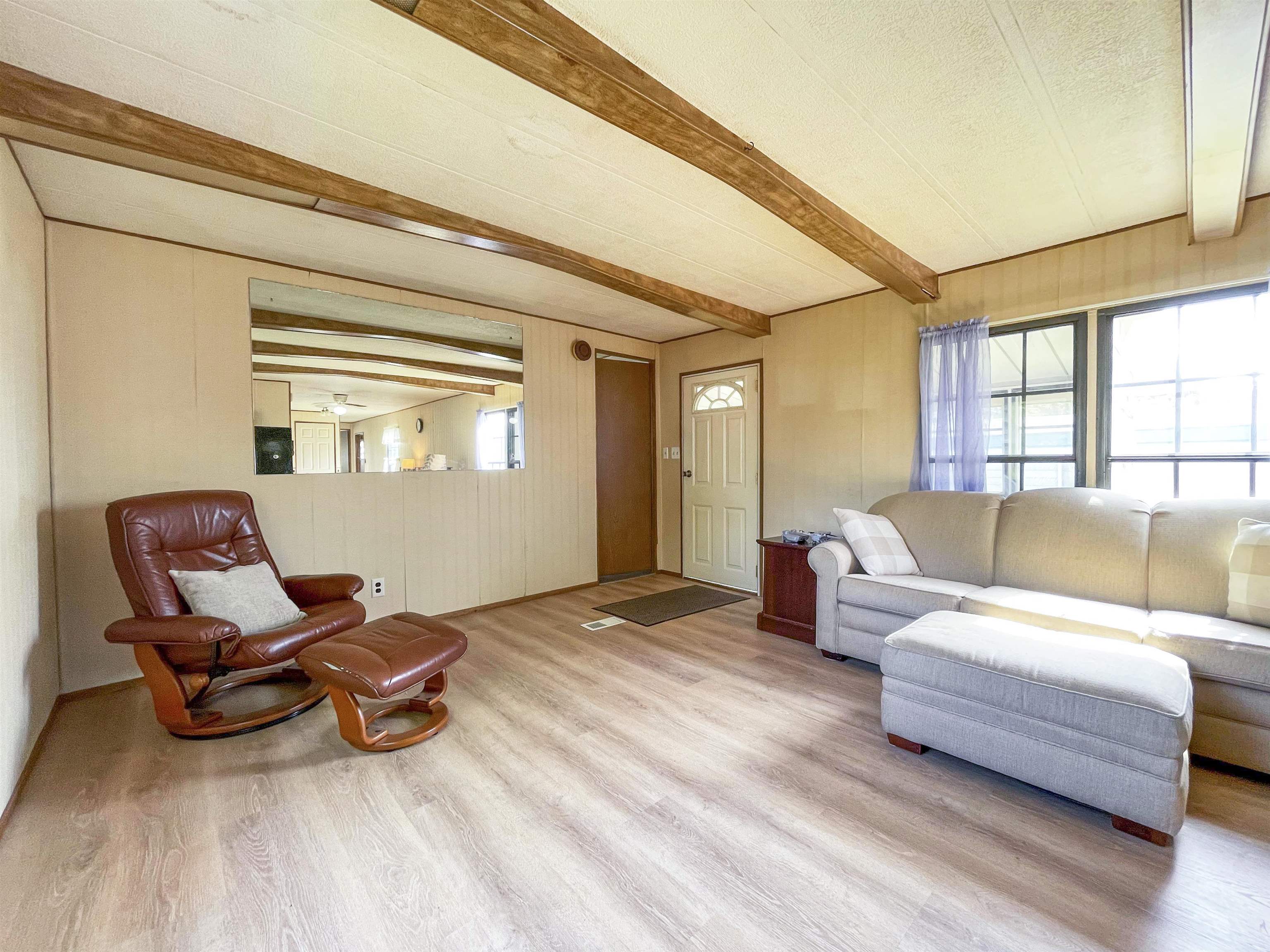 290 Calef Highway Unit: D23