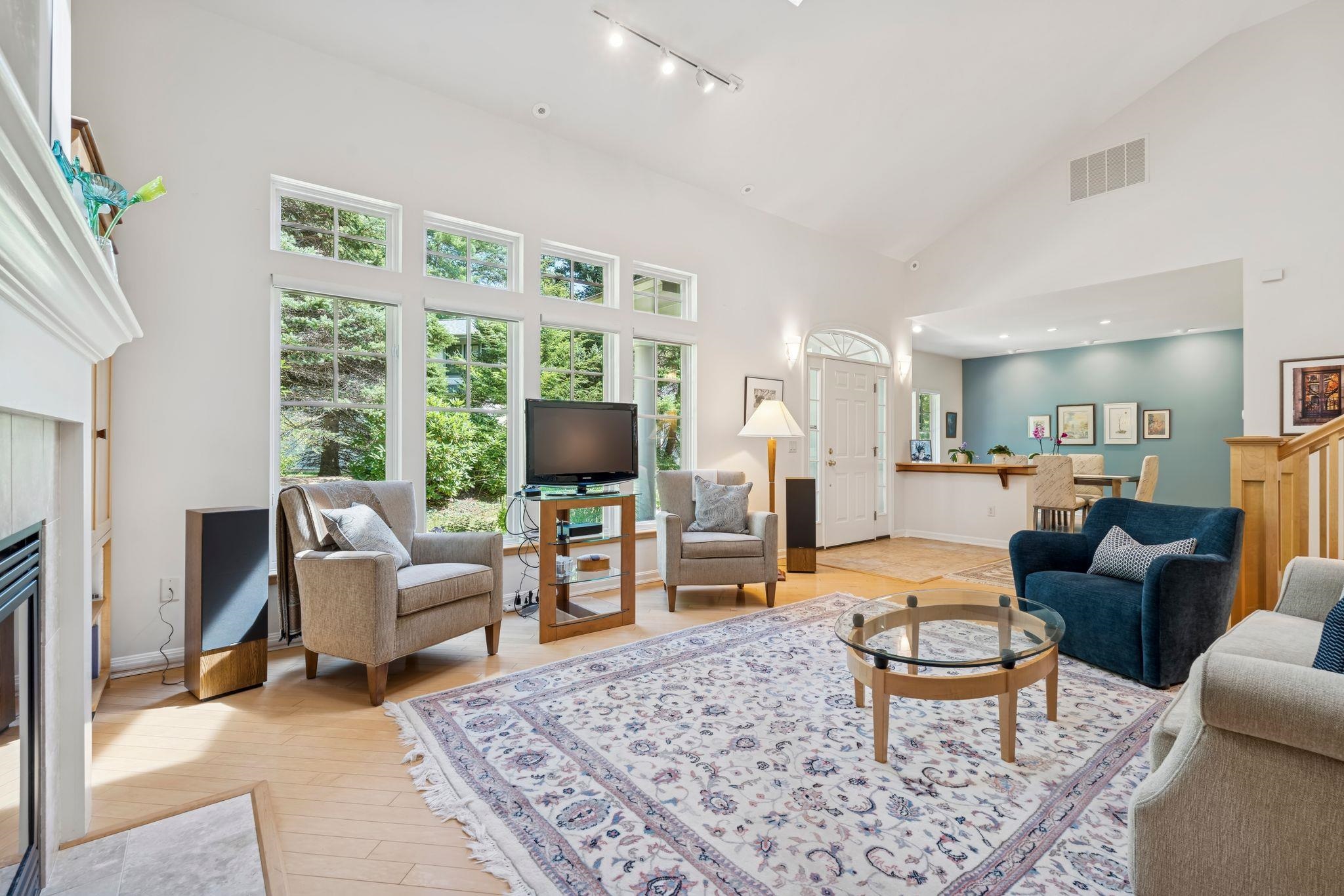 7 Bacchus Circle