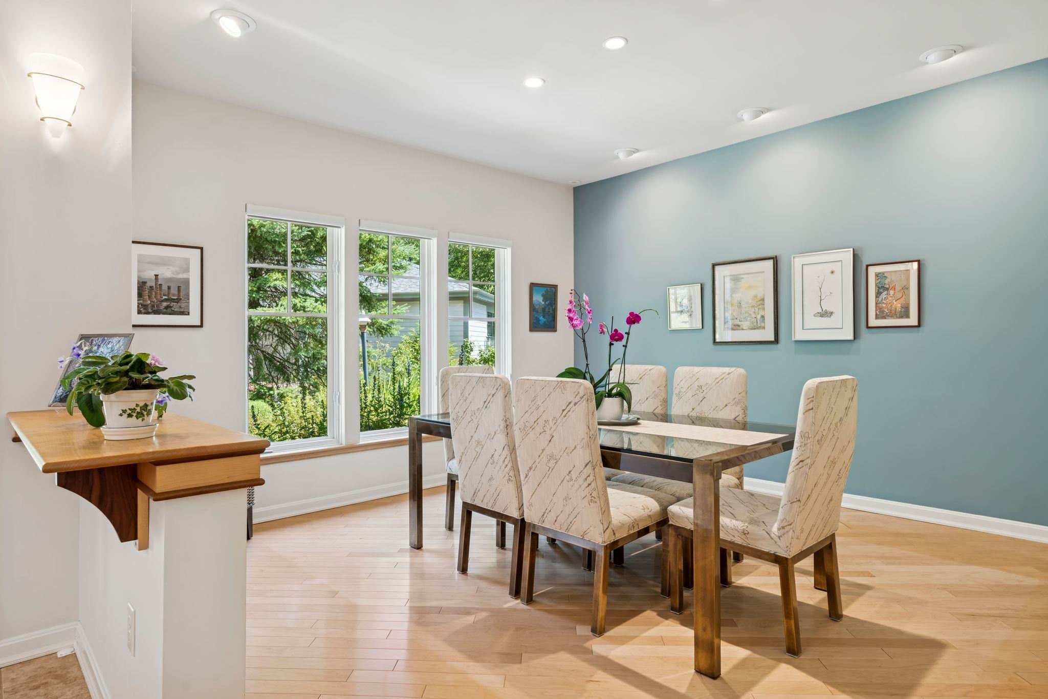 7 Bacchus Circle