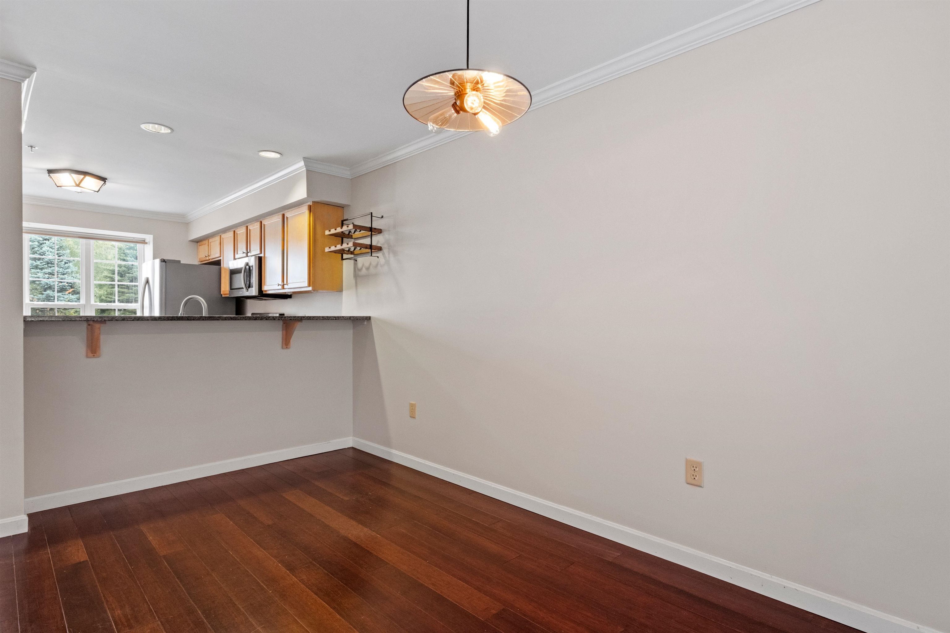2680 Hartford Avenue Unit: 15