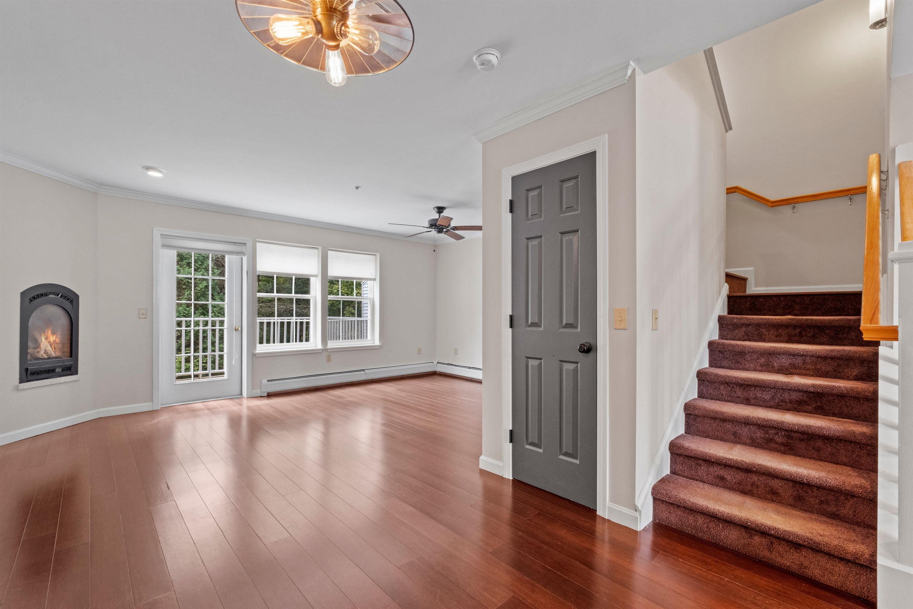 2680 Hartford Avenue Unit: 15