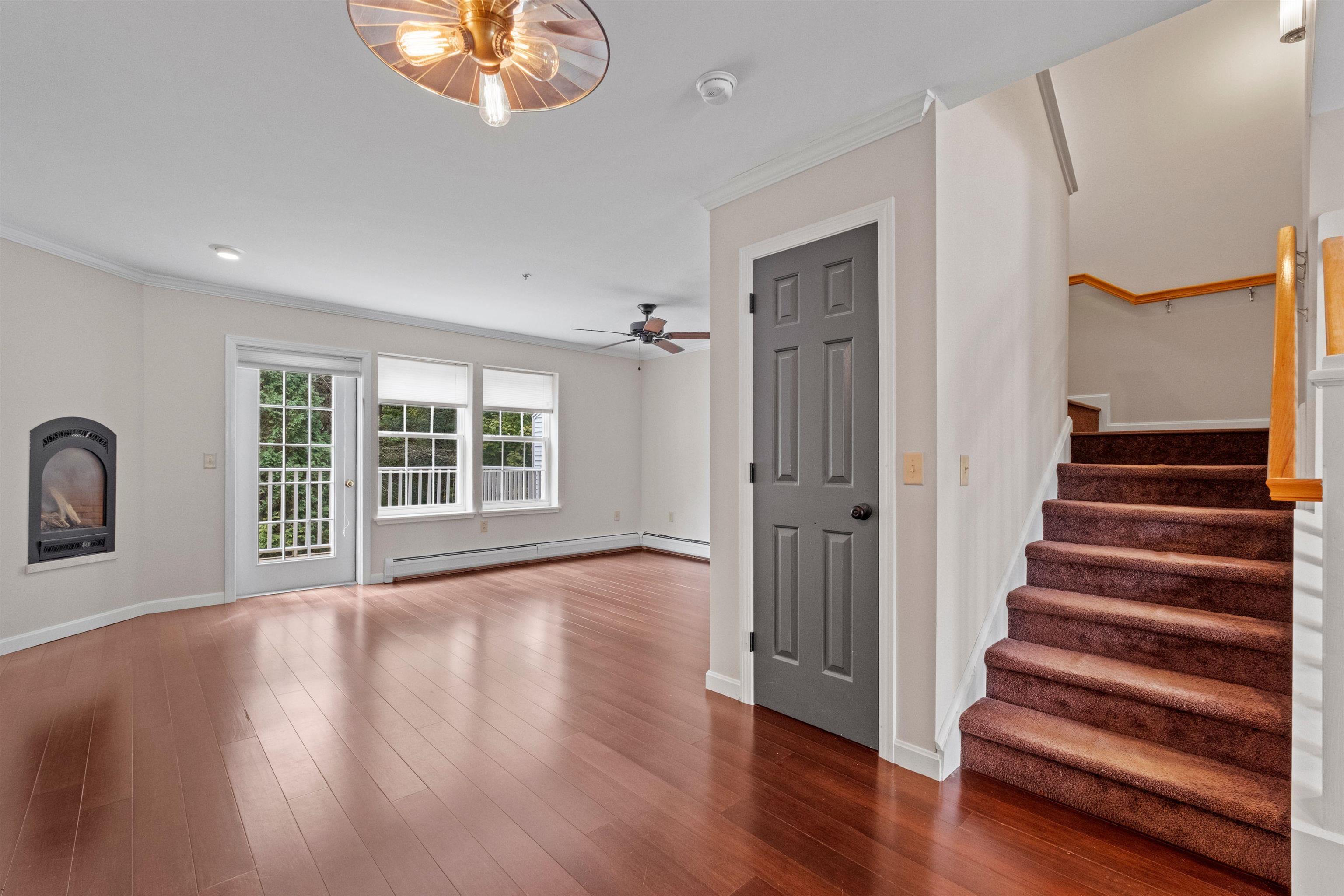 2680 Hartford Avenue Unit: 15