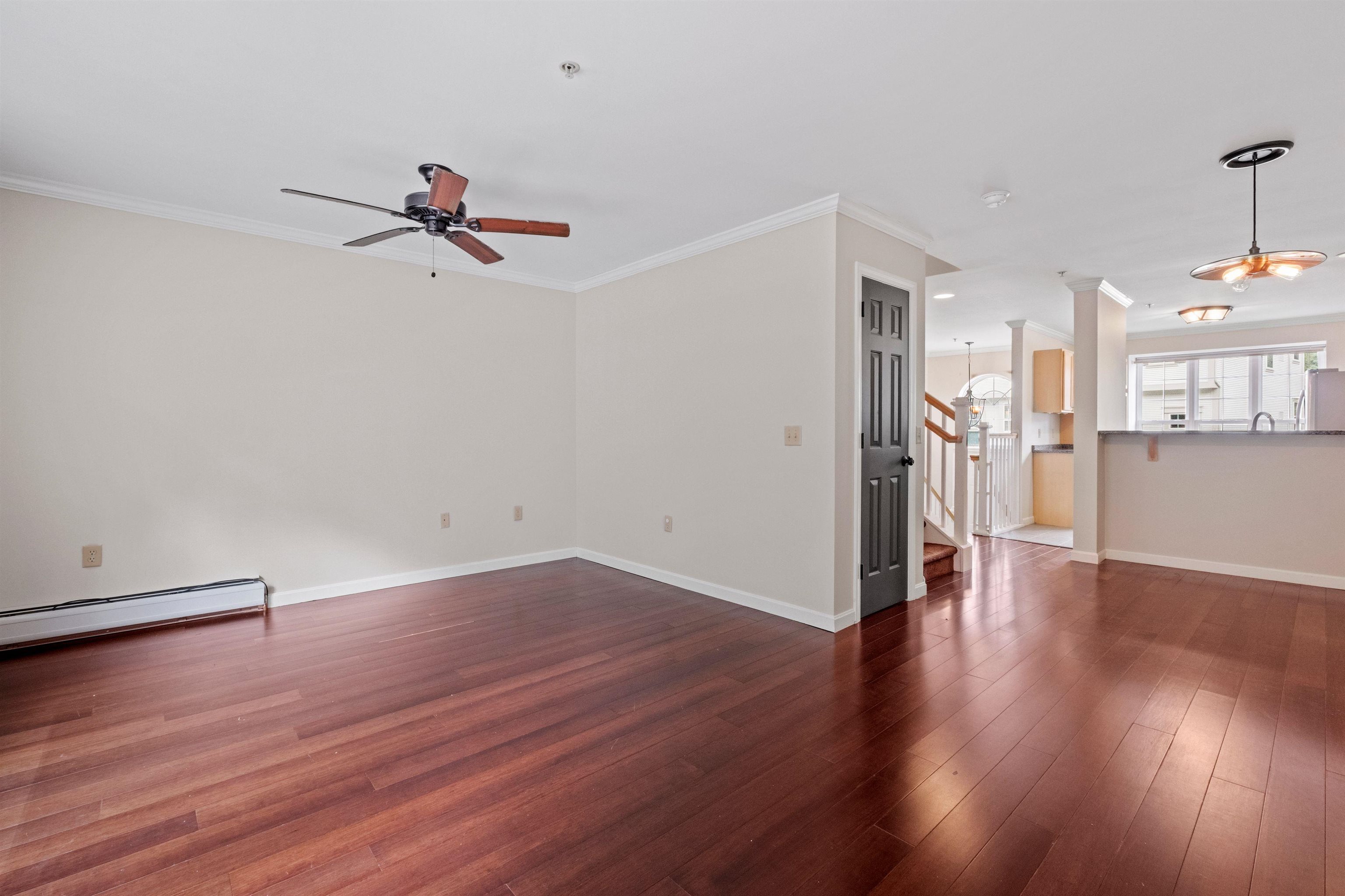 2680 Hartford Avenue Unit: 15