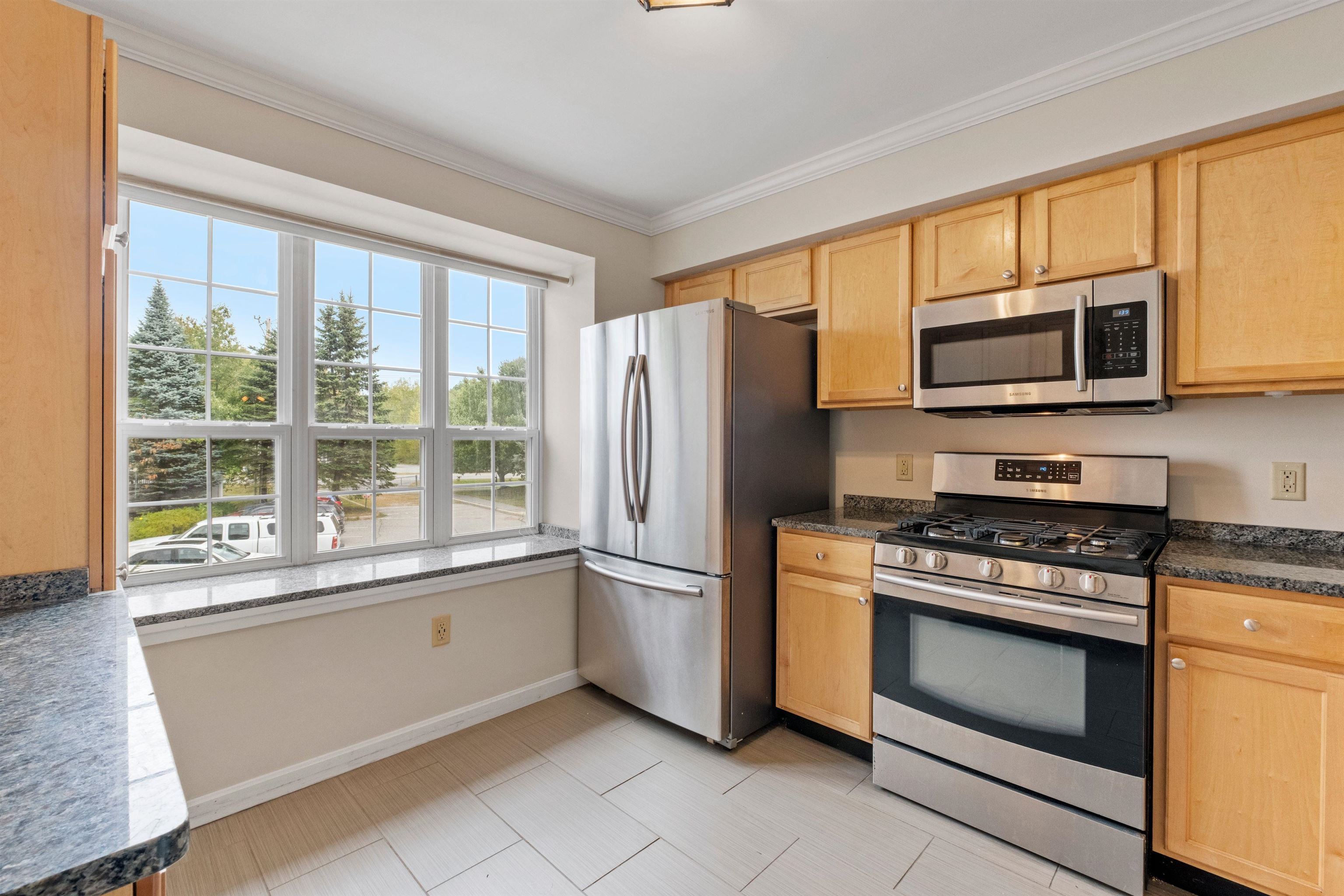 2680 Hartford Avenue Unit: 15