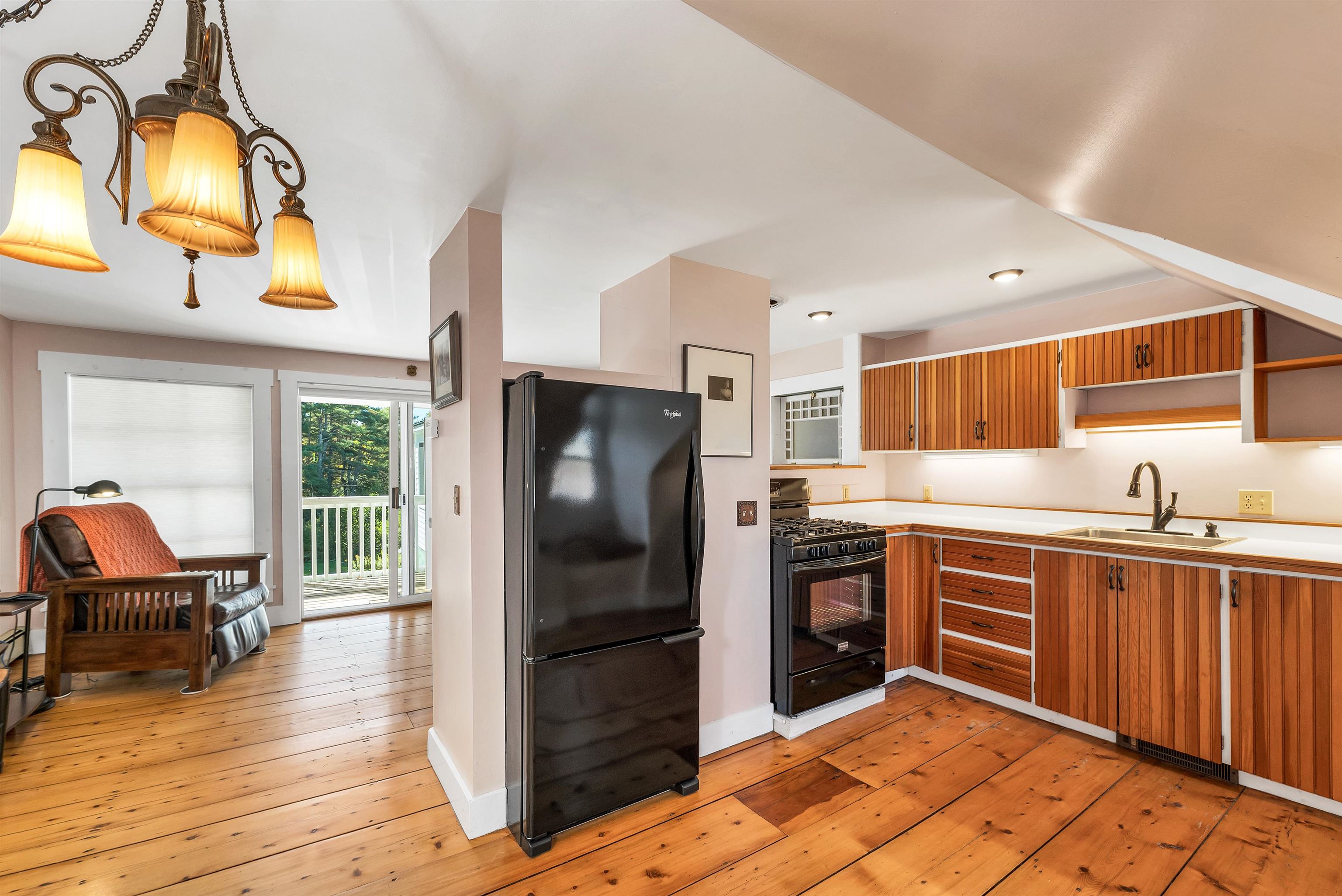 6 On the Common Unit: 5