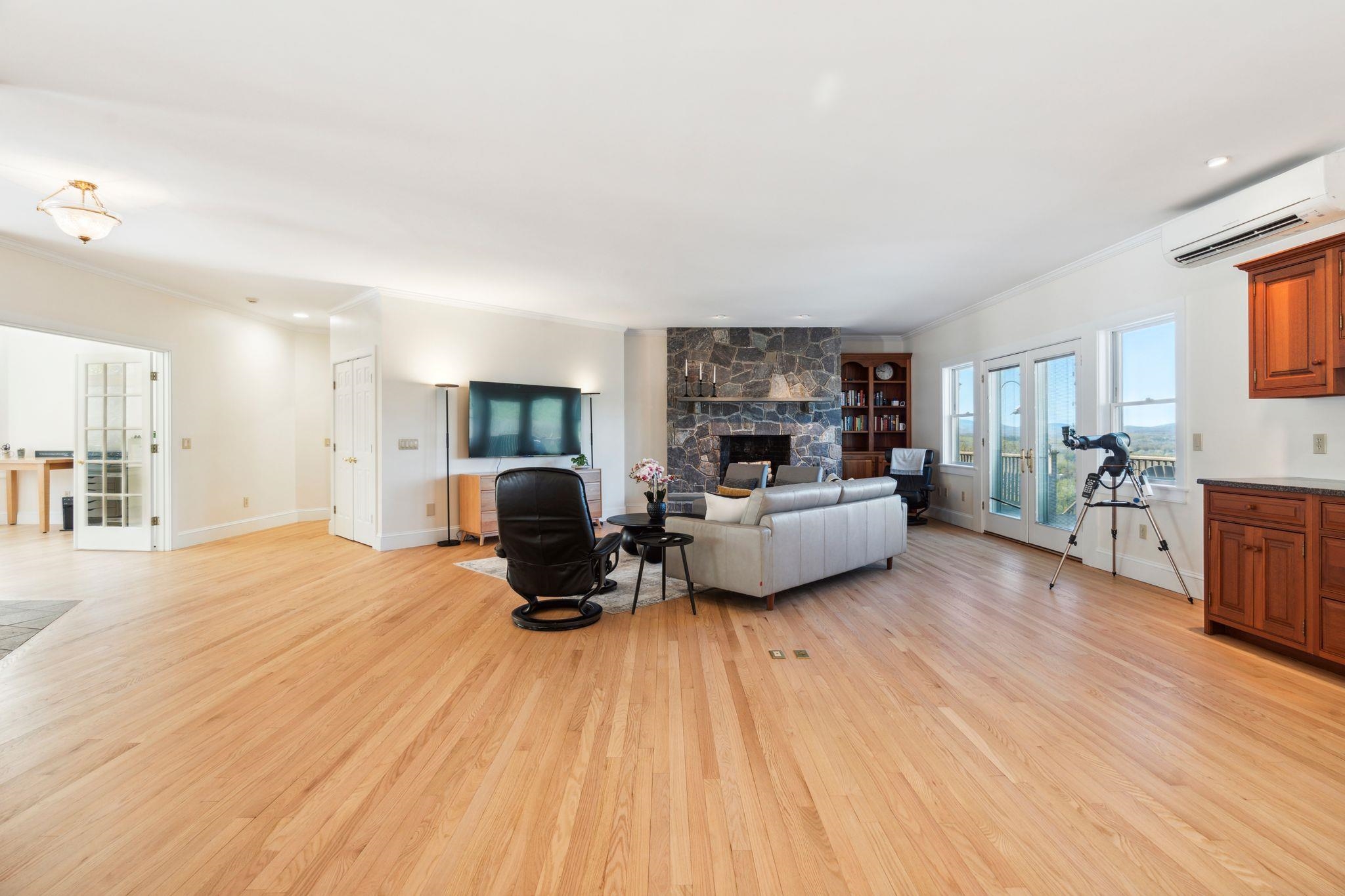 31 Eagle Ridge Drive